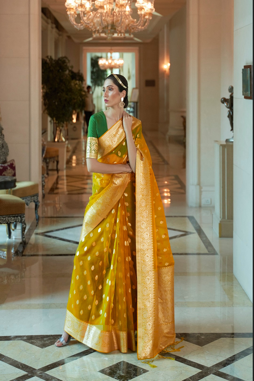 Vsaree Designer Party Wear Golden Zari Weaving Butti Design Saree With Matching Blouse And Heavy Pallu.