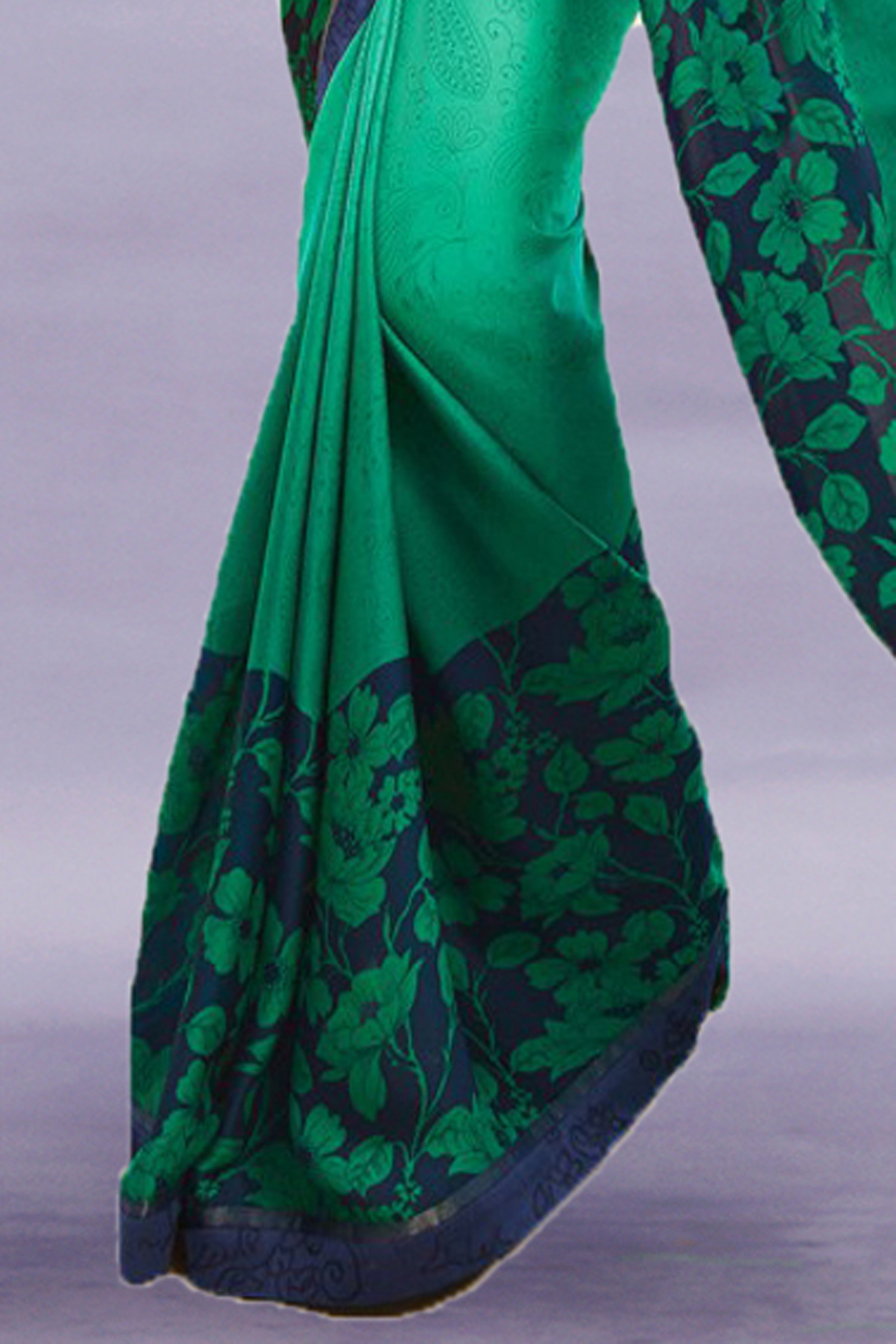 Vsaree Sea Green Bright Moss Printed Work And Contras Border Saree With Banglory Blouse Piece For Women