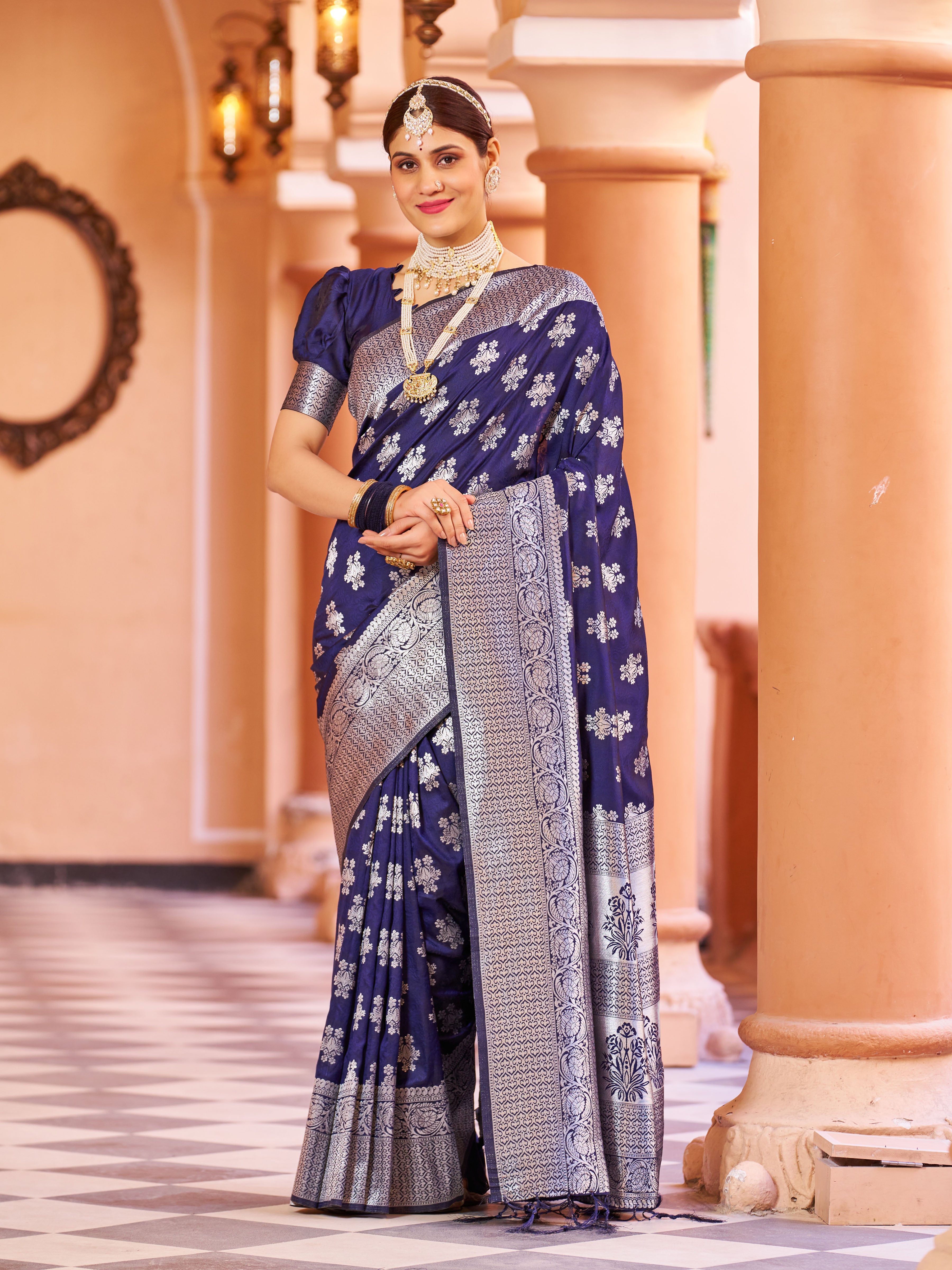 Vsaree Blue Kanjivaram Silk Saree With Golden Zari Weaving Borders And Heavy Rich Pallu