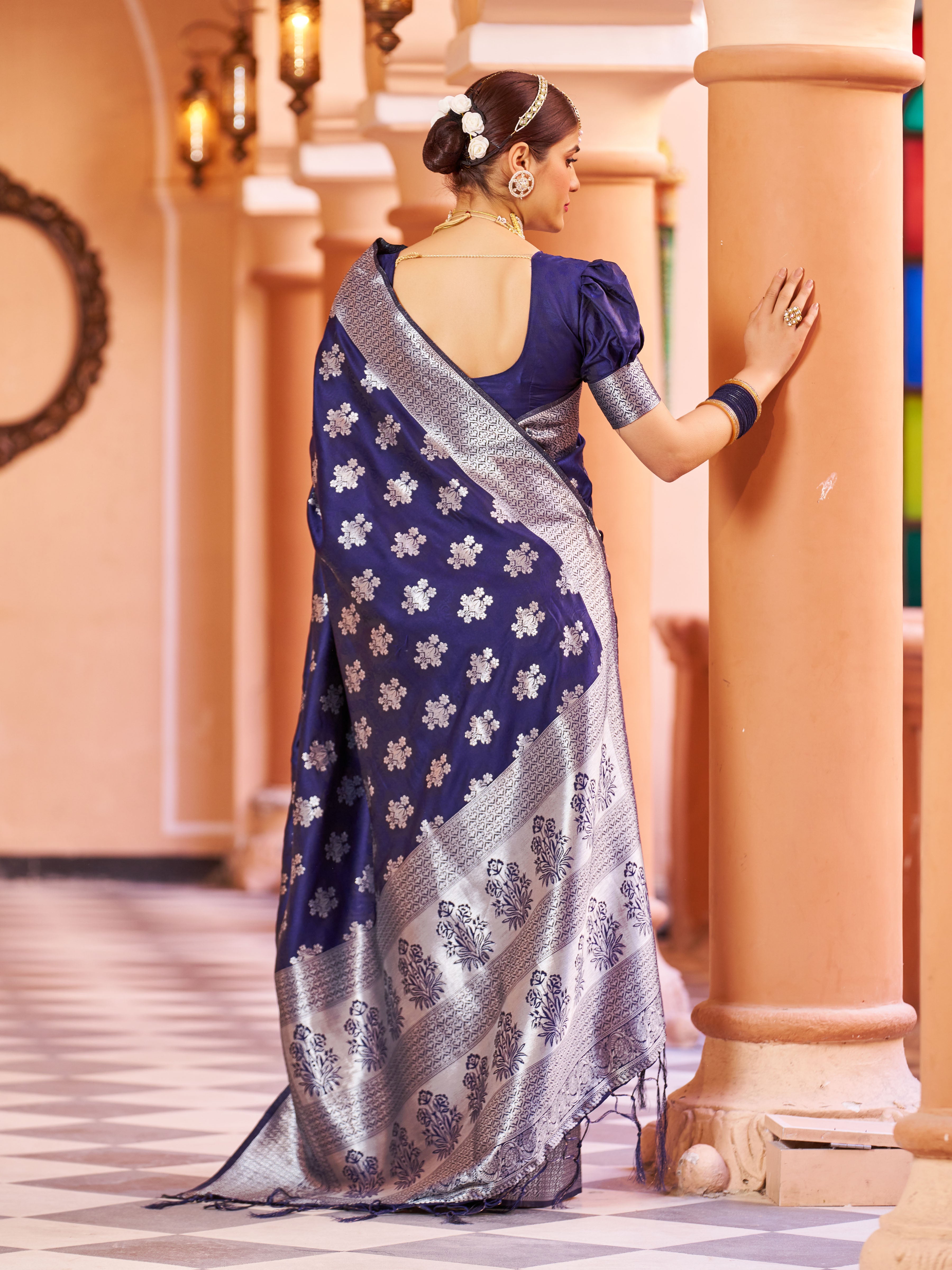 Vsaree Blue Kanjivaram Silk Saree With Golden Zari Weaving Borders And Heavy Rich Pallu