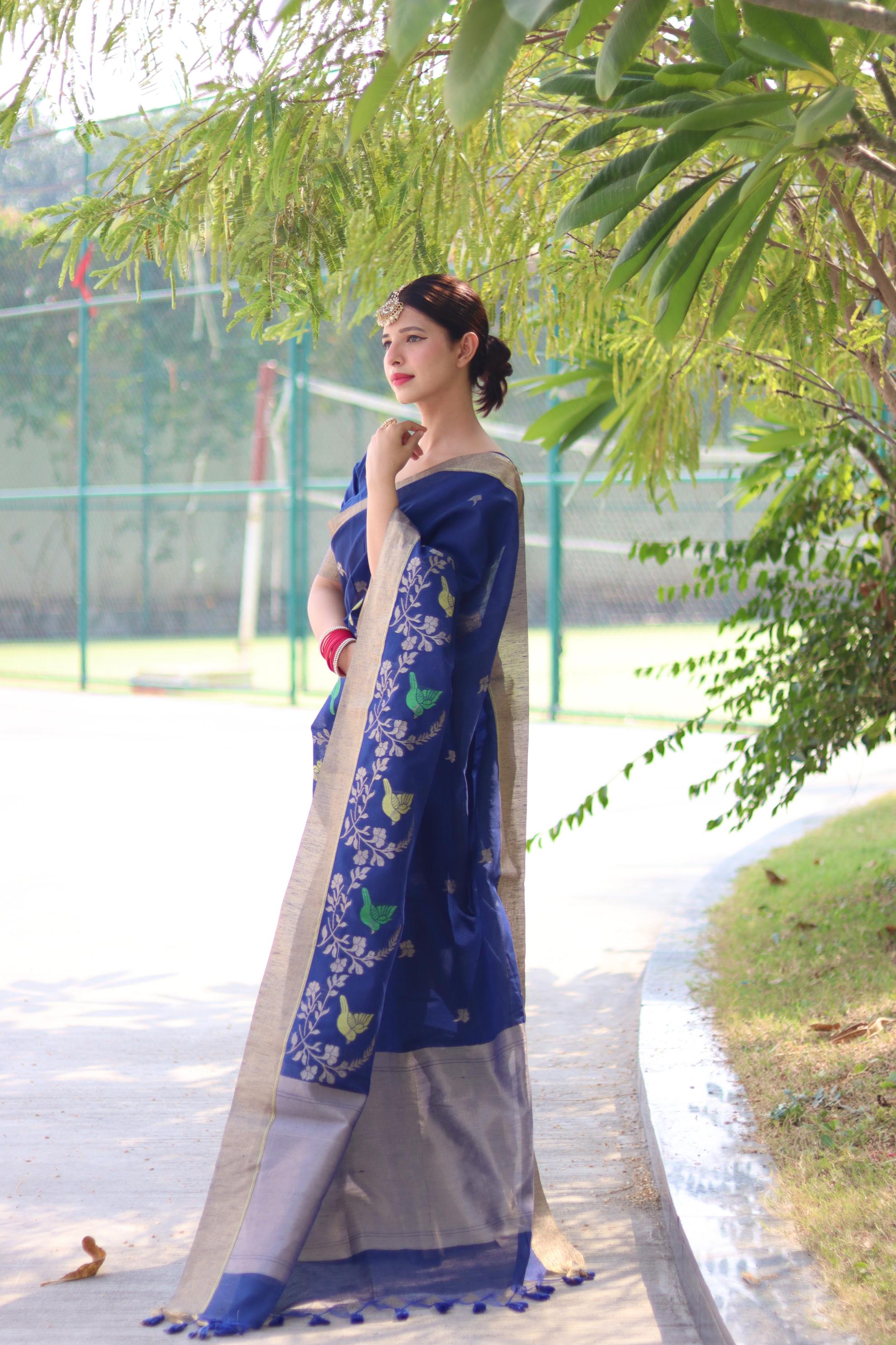 Vsaree  Blue Silk Saree With traditional Jamdani type weaving border And Blouse