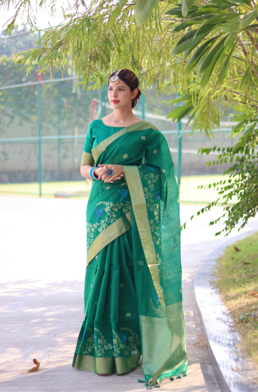 Vsaree Green Silk Saree With traditional Jamdani type weaving border And Blouse