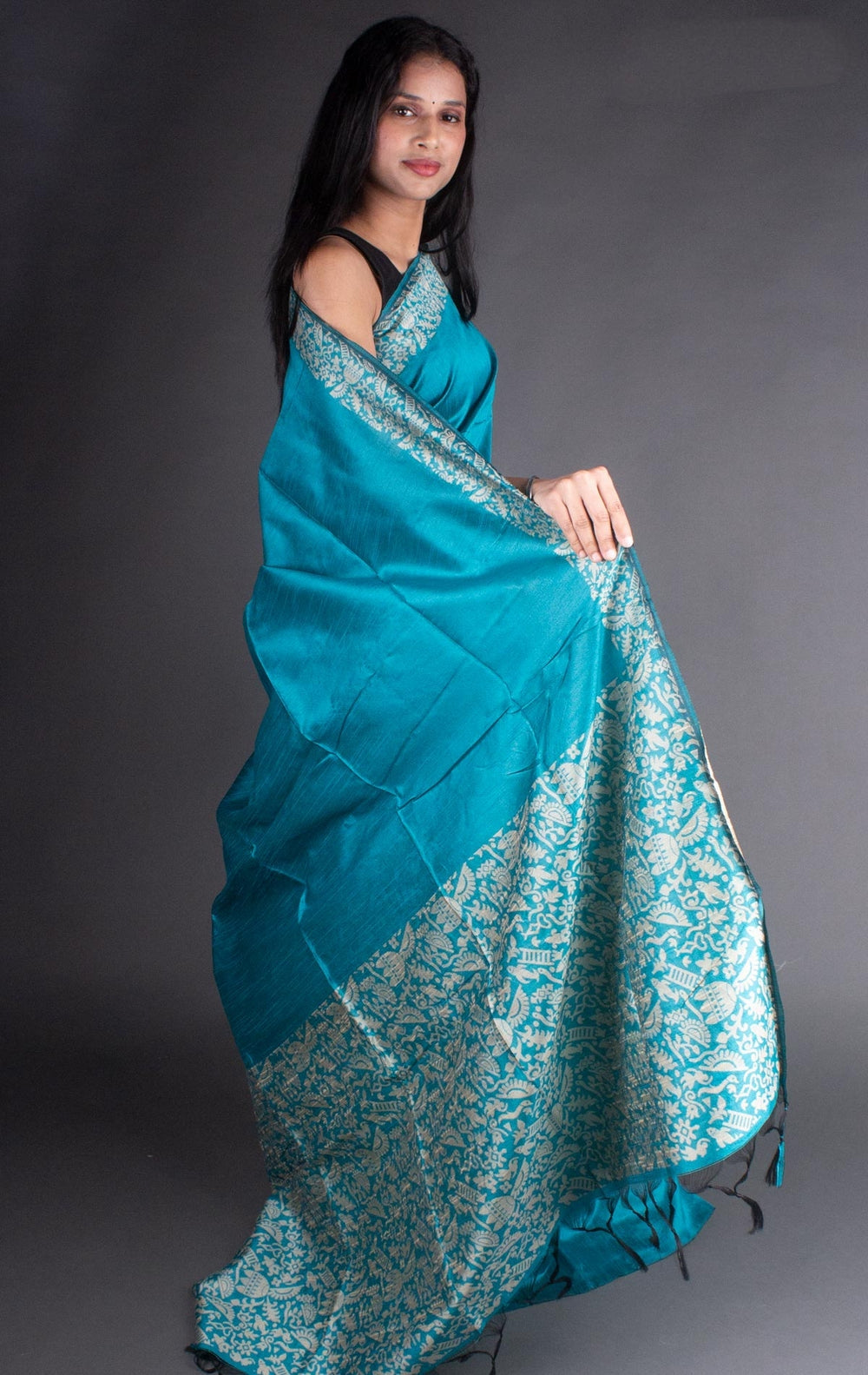 Vsaree Sky Blue Raw Silk Saree With Rich Pallu and Contrast Blouse Piece For Women