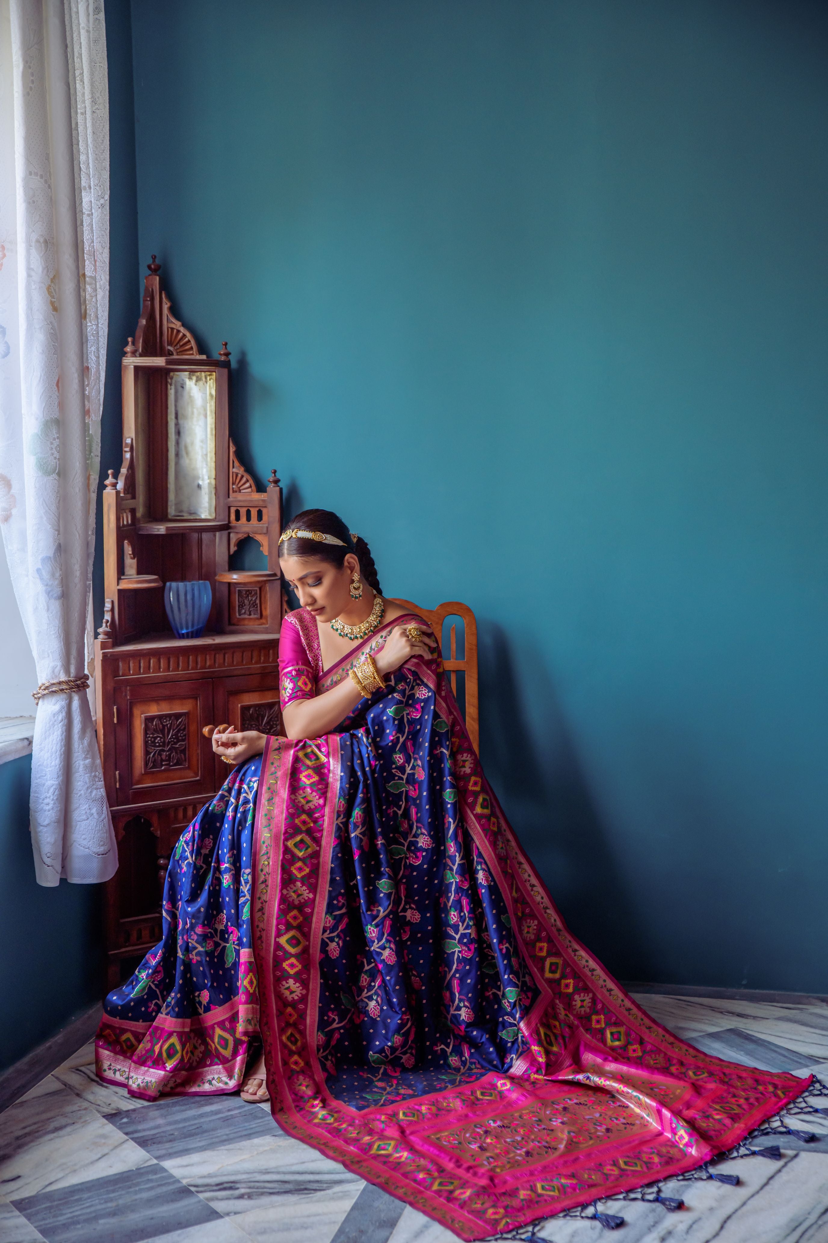 Vsaree Blue Soft Banarasi Silk Paithani Saree with Zari Weaving Pattern With Contrast Border And Rich Pallu With Contrast Blouse