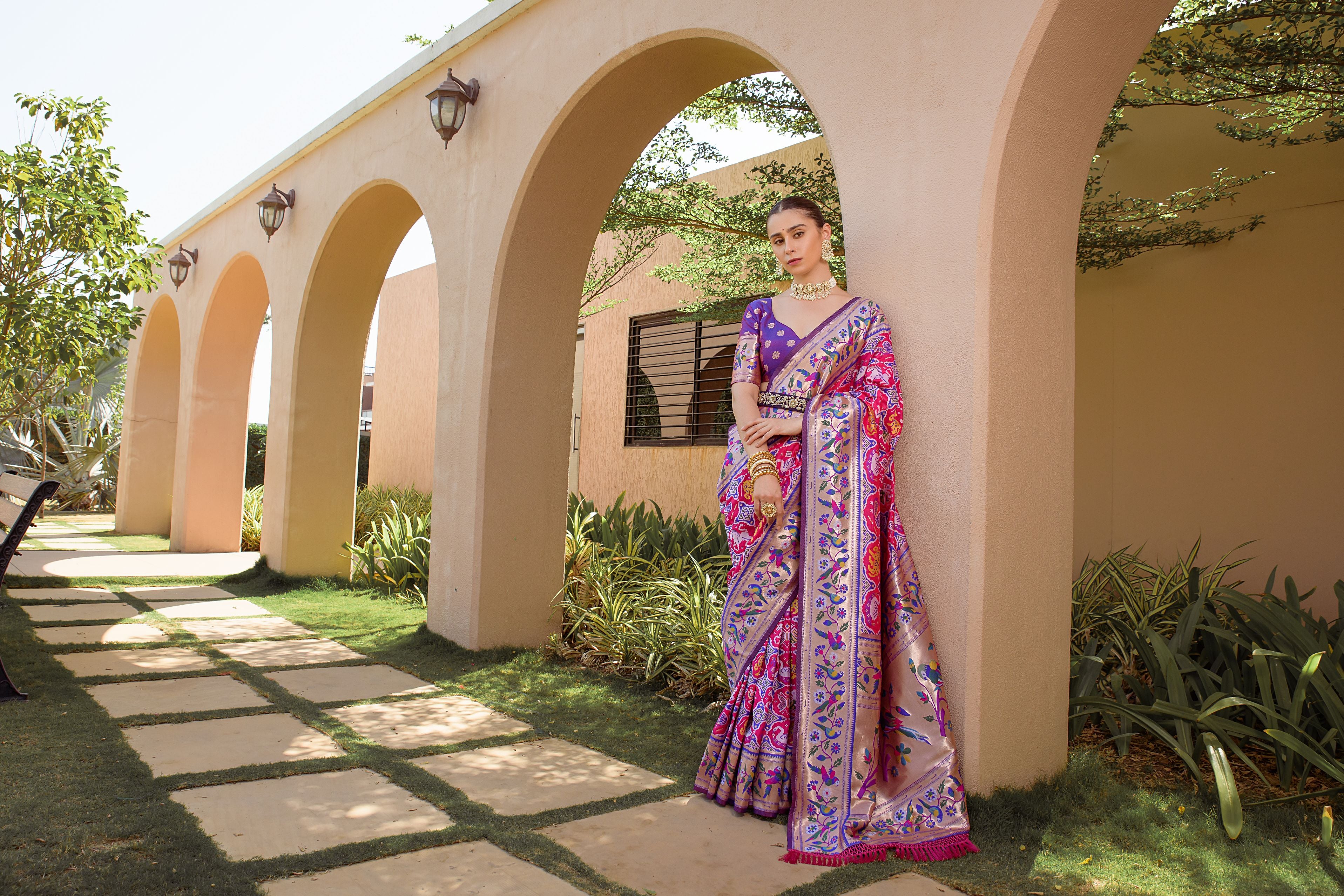 Vsaree Baby Pink Soft Banarasi Silk Paithani Saree with Zari Weaving Pattern With Contrast Border And Rich Pallu With Contrast Blouse