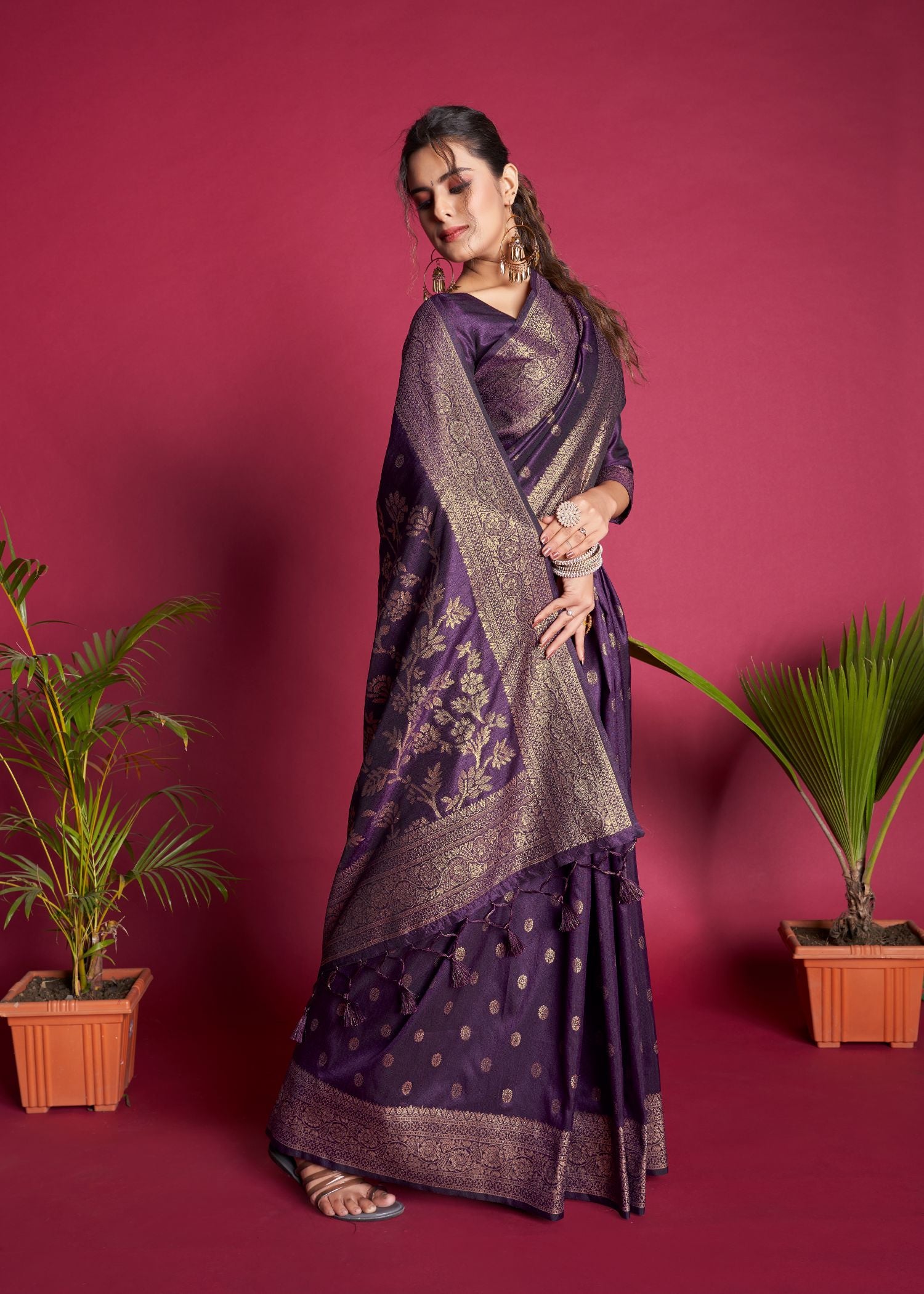 Vsaree Purple Raw Silk Saree With All Over Zari Weaving Pattern And Zari Border And Blouse