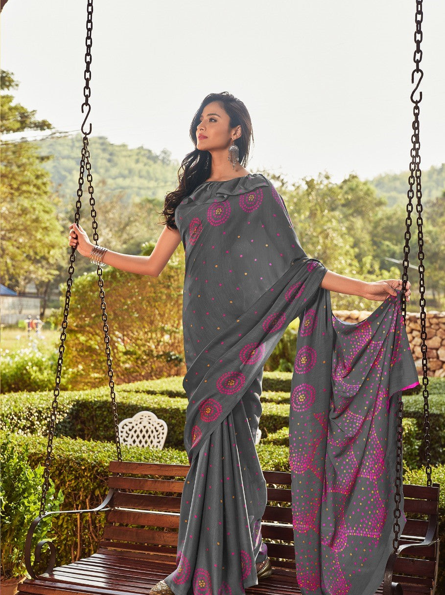 Vsaree Grey Cotton saree And Printed Border & Printed Pallu With Blouse Piece