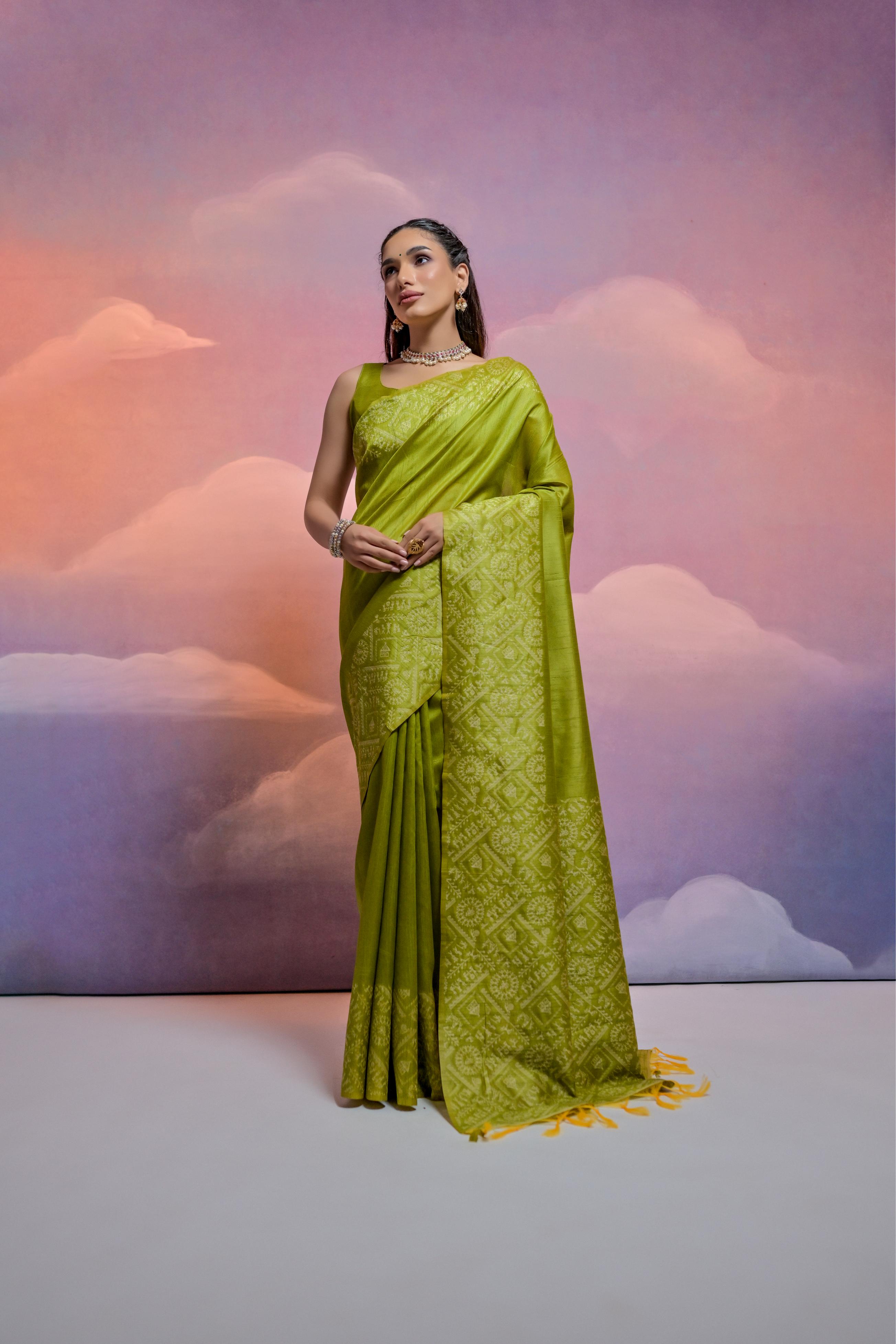 Vsaree Mahendi Soft Raw Silk  Saree With Antique Design with Contrast Woven Pallu And Contrast Blouse