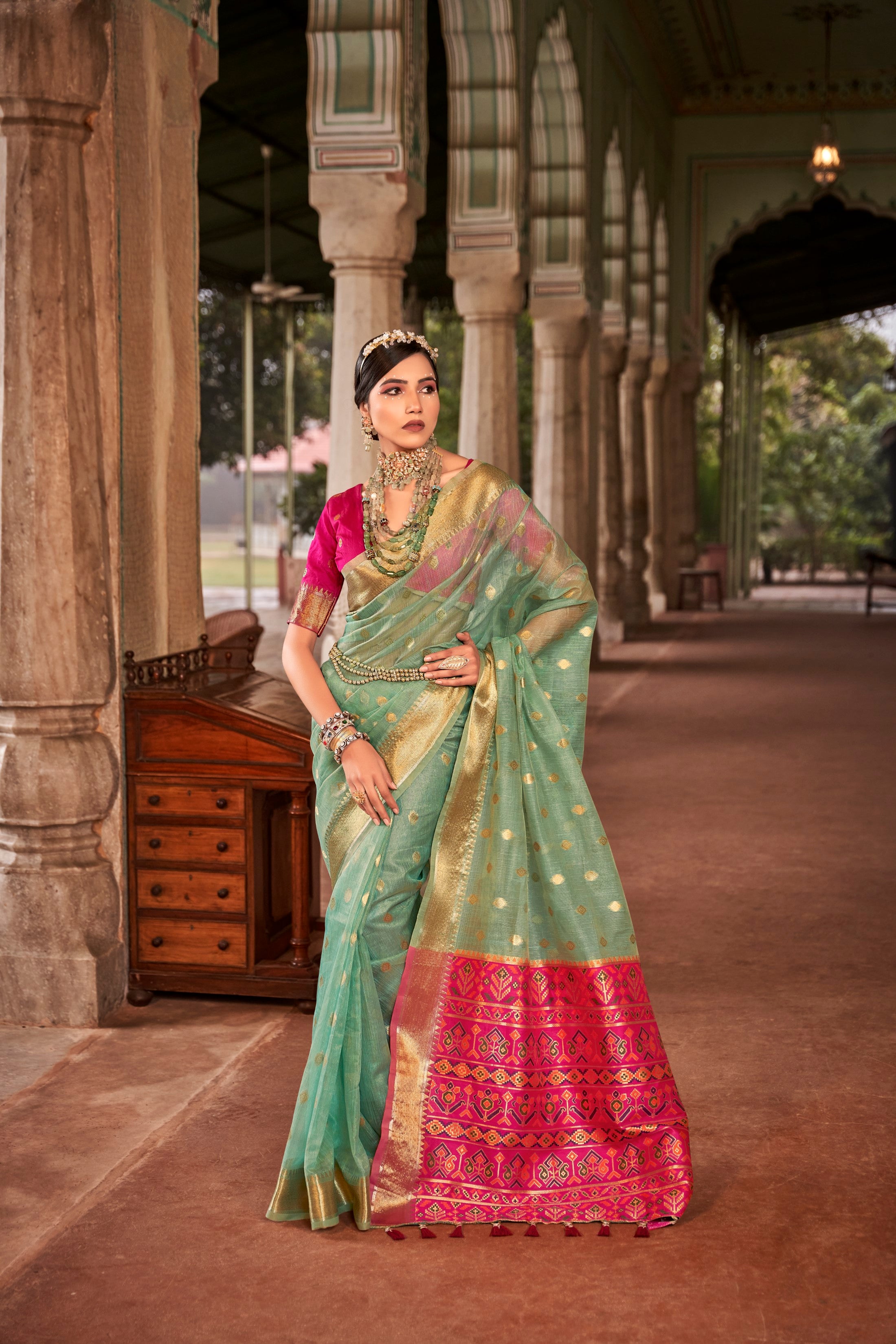 Vsaree Printed Design Soft Silk Saree With Rich Designer Pallu And Blouse