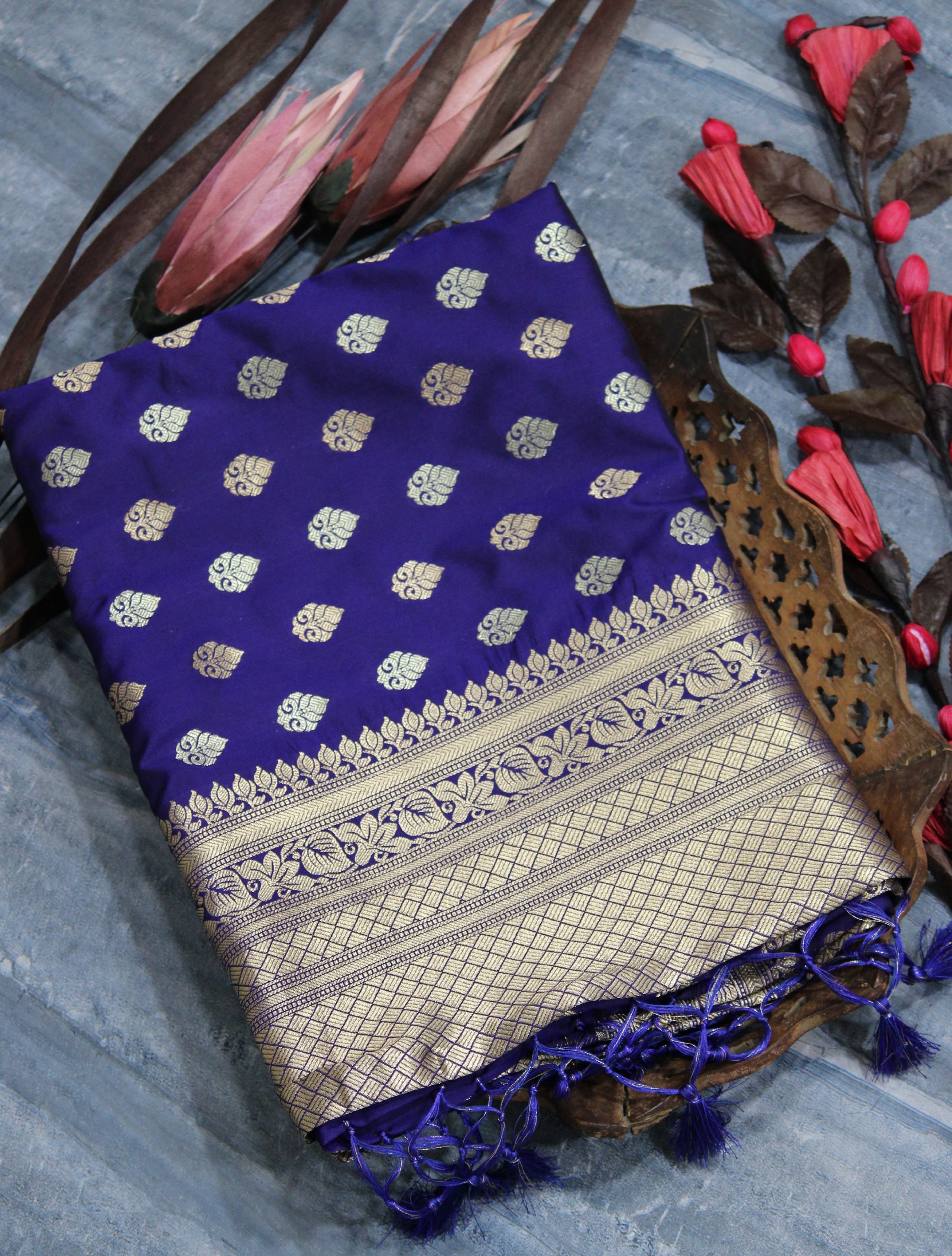 Vsaree Blue Katan Silk Saree With zari weaving pallu Or Border And BlouseBlue