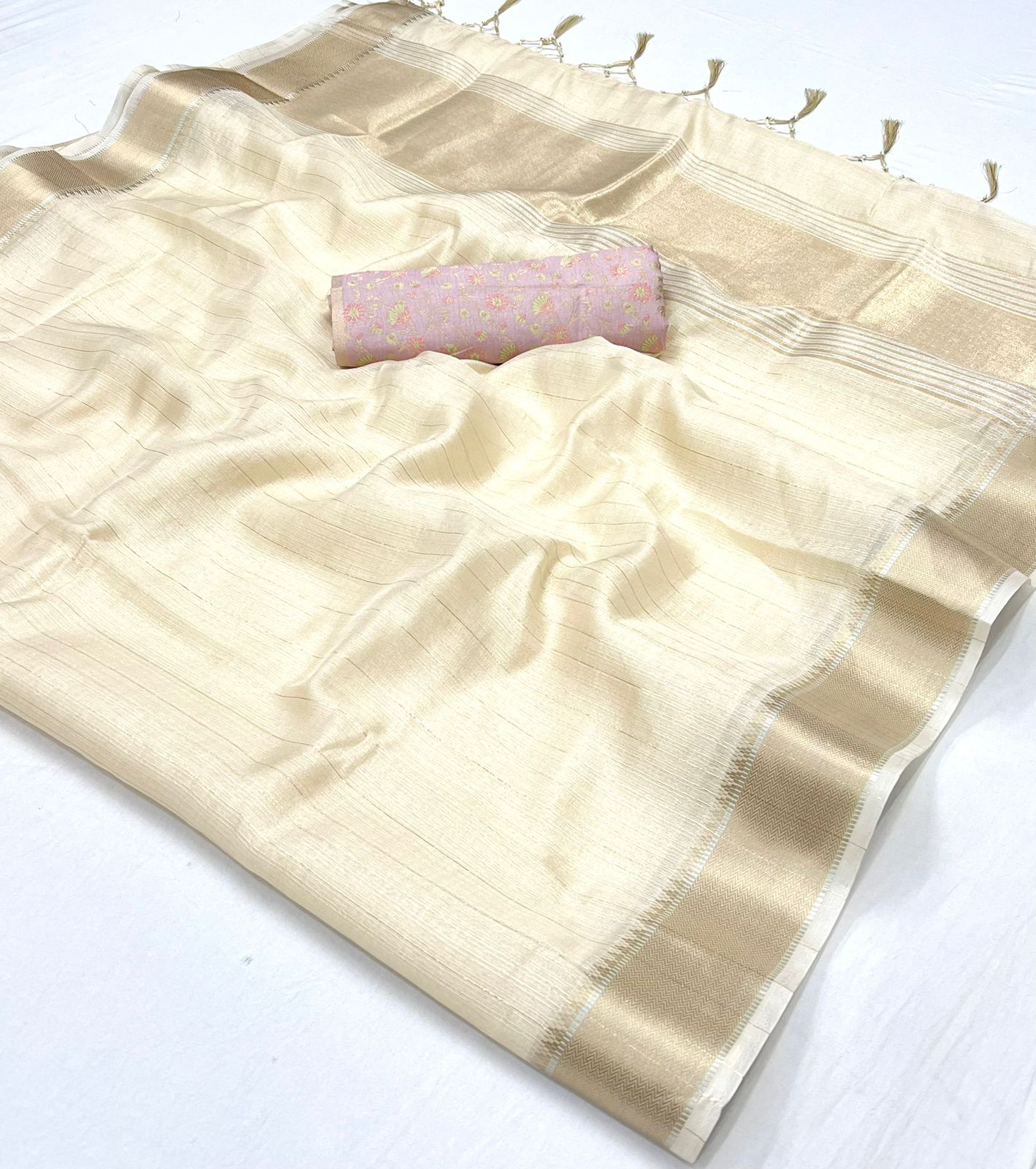 Vsaree Cream Chiffon Silk  Saree  And Zari Waving Border With Blouse For Women