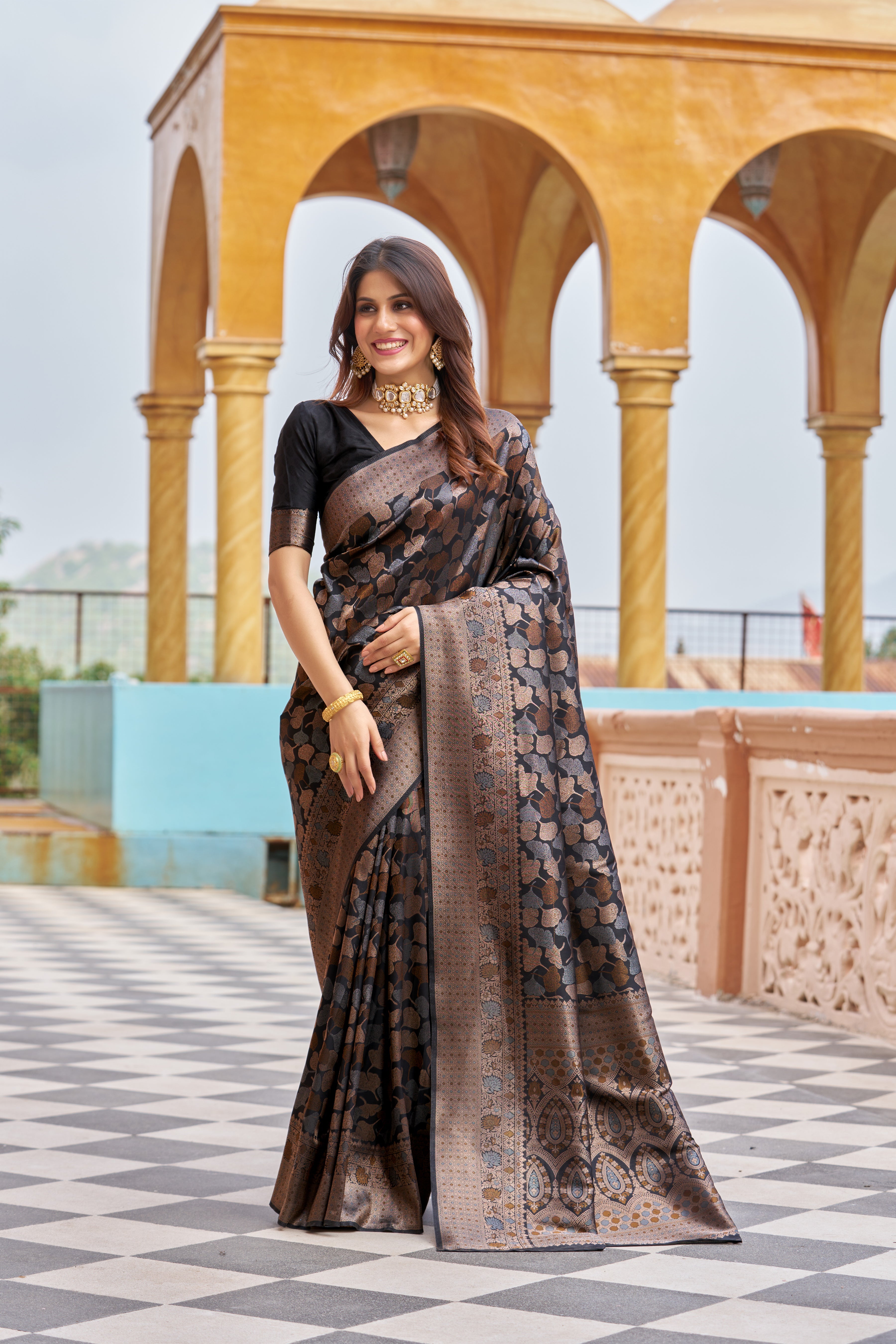 Designer Pure Kanjivaram Silk Golden Border With Banarasi Design Saree And Blouse