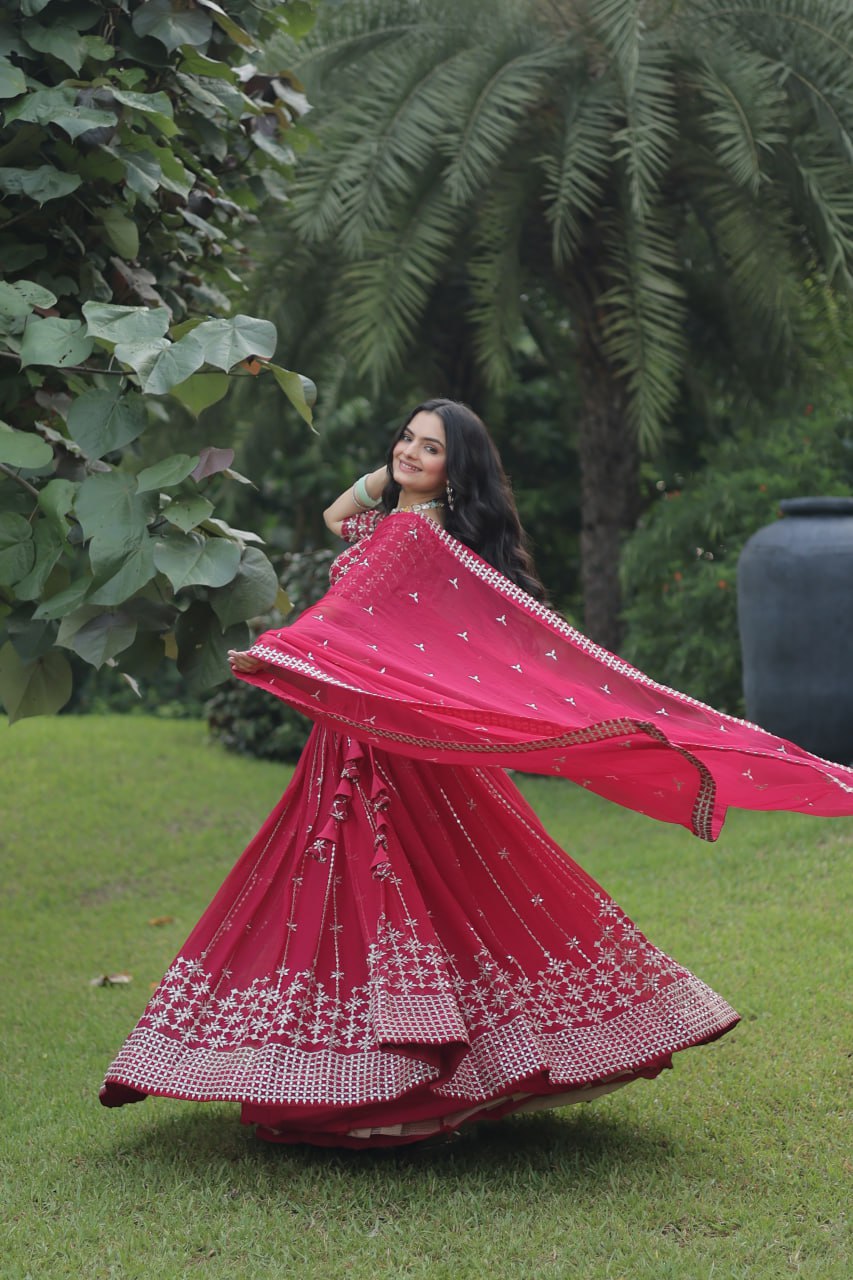 WOMEN'S PINK FAUX BLOOMING WITH SEQUINS AND ZARI EMBROIDERY WORK DESIGNER LEHENGA CHOLI