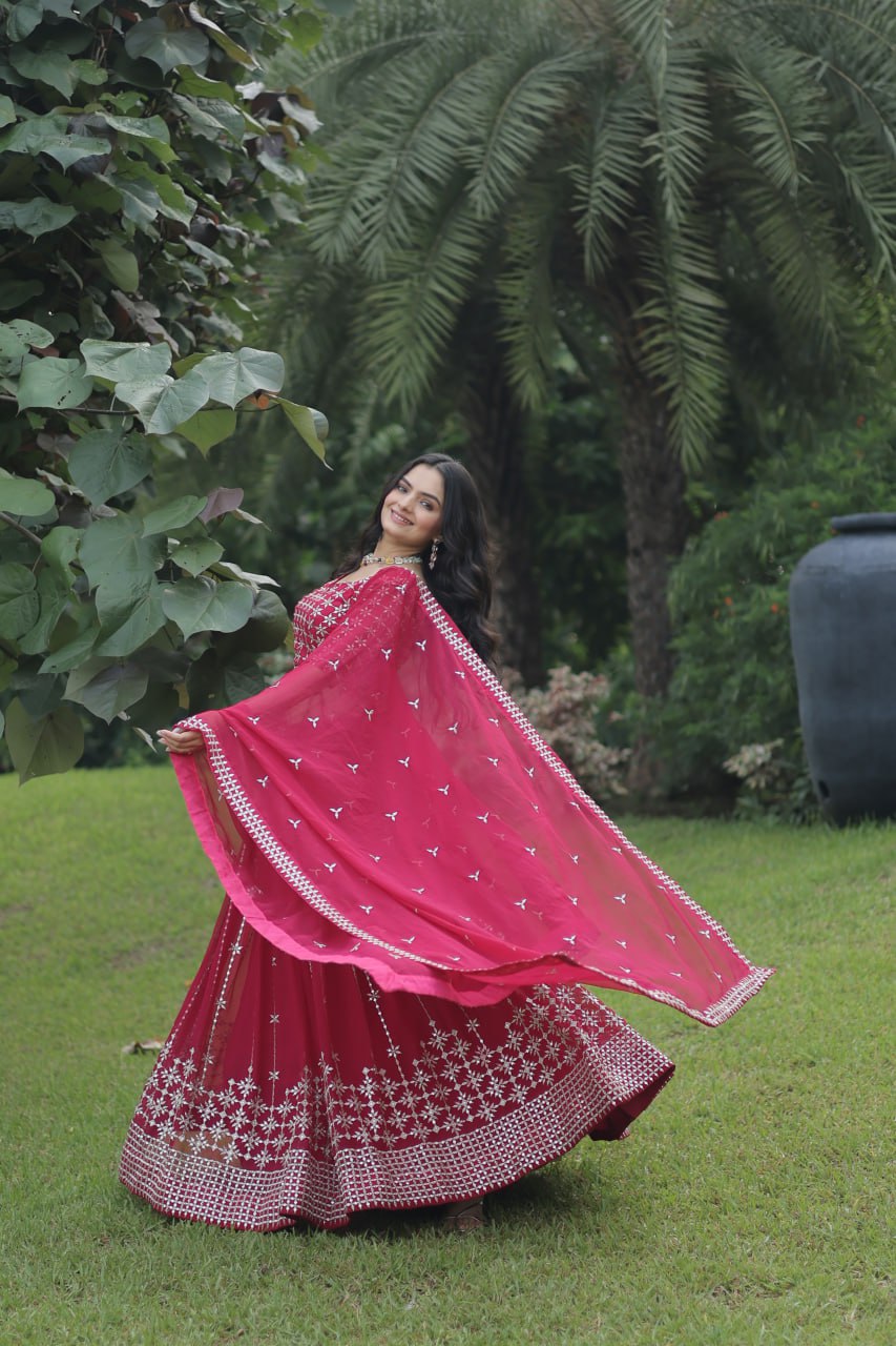 WOMEN'S PINK FAUX BLOOMING WITH SEQUINS AND ZARI EMBROIDERY WORK DESIGNER LEHENGA CHOLI