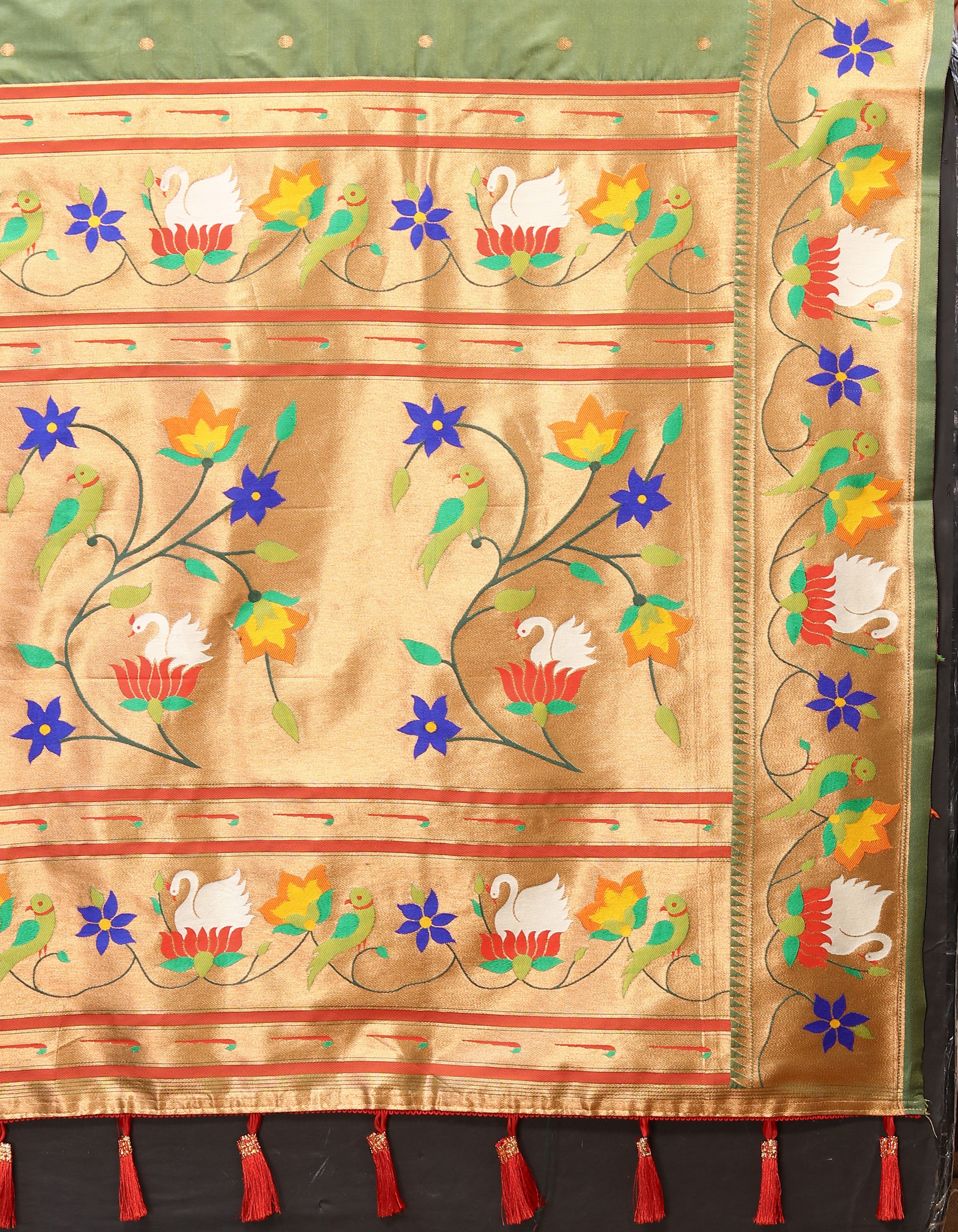 Vsaree Mehndi Paithani Silk Flower Border And Zari Weaving Rich Pallu With Blouse