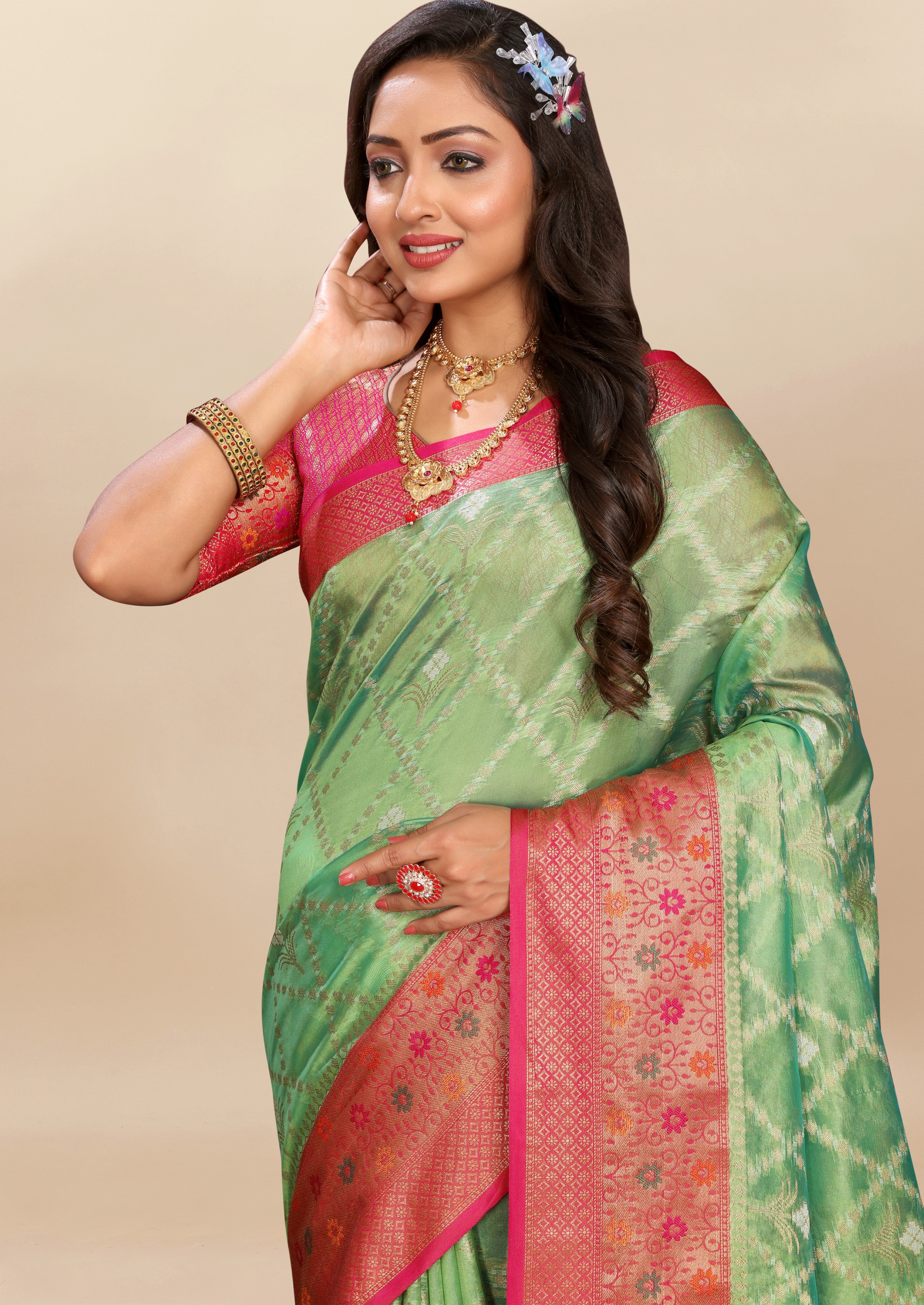 Vsaree Green Kanjivaram Silk And Zari weaving Saree With Designer Border And Blouse