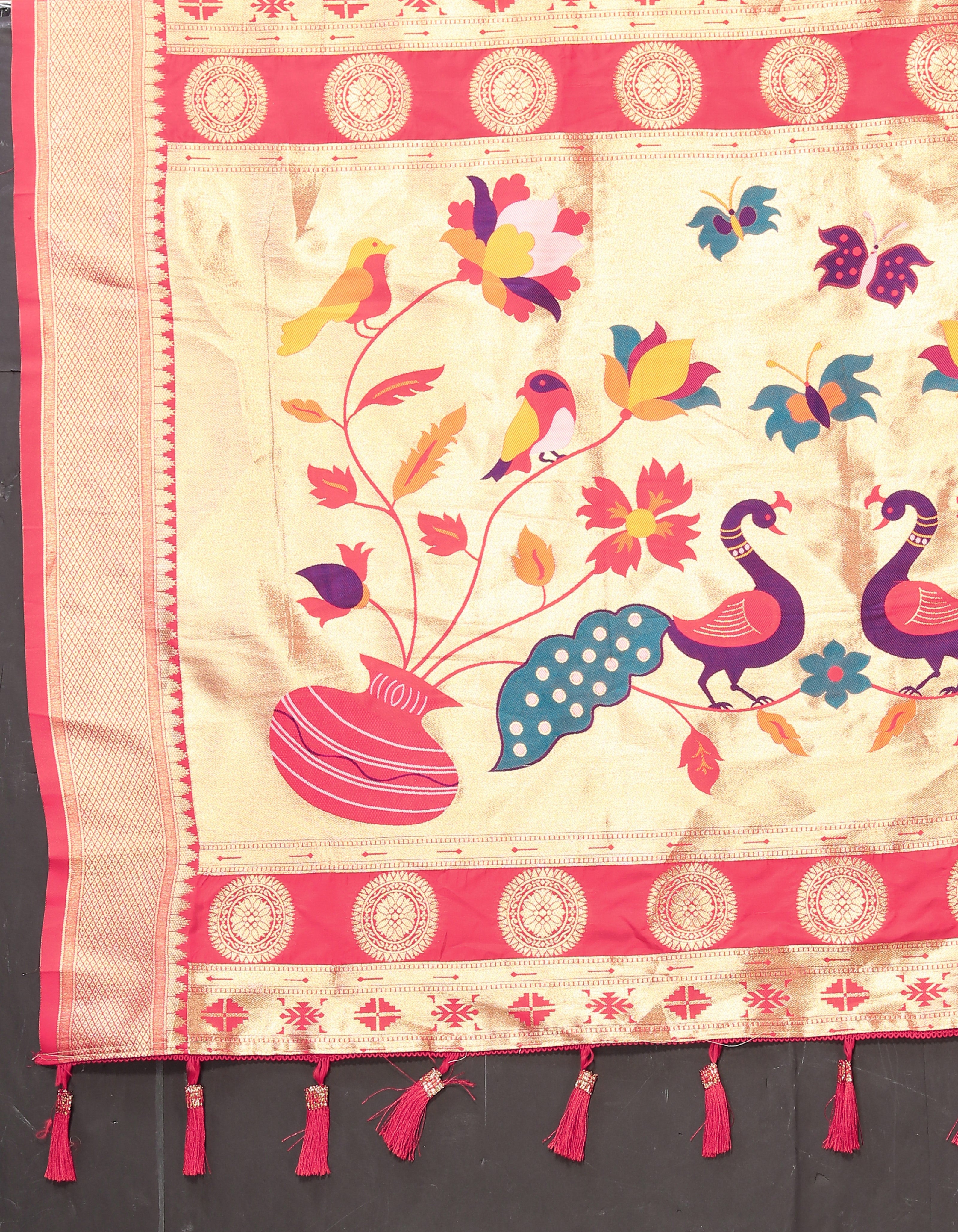 Vsaree Pink Paithani Silk Flower Border And Zari Weaving Rich Pallu With Blouse