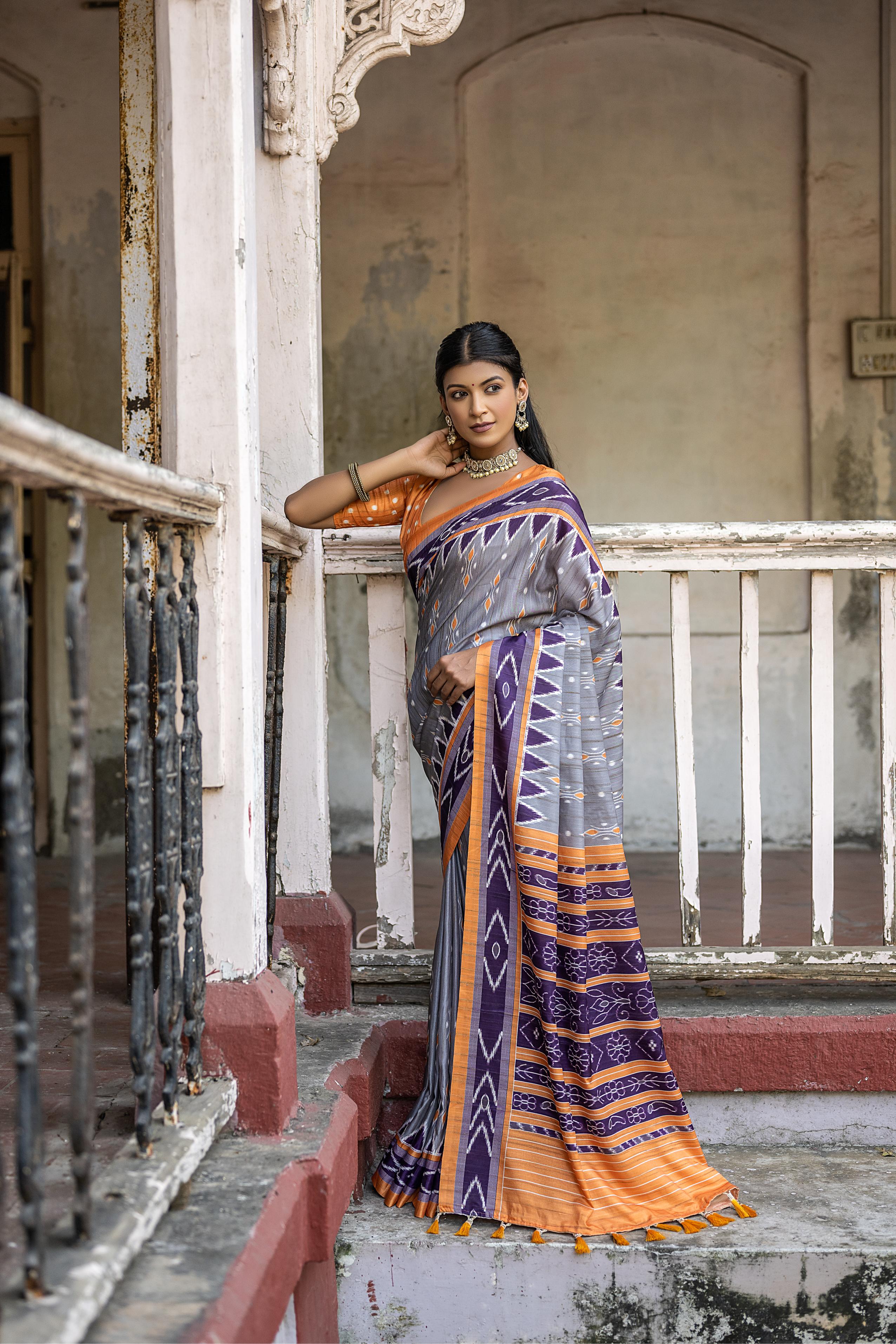 Vsaree Grey Tussar Silk Saree With Leriya Print And Zari Border With Kalamkari Pallu With Blouse