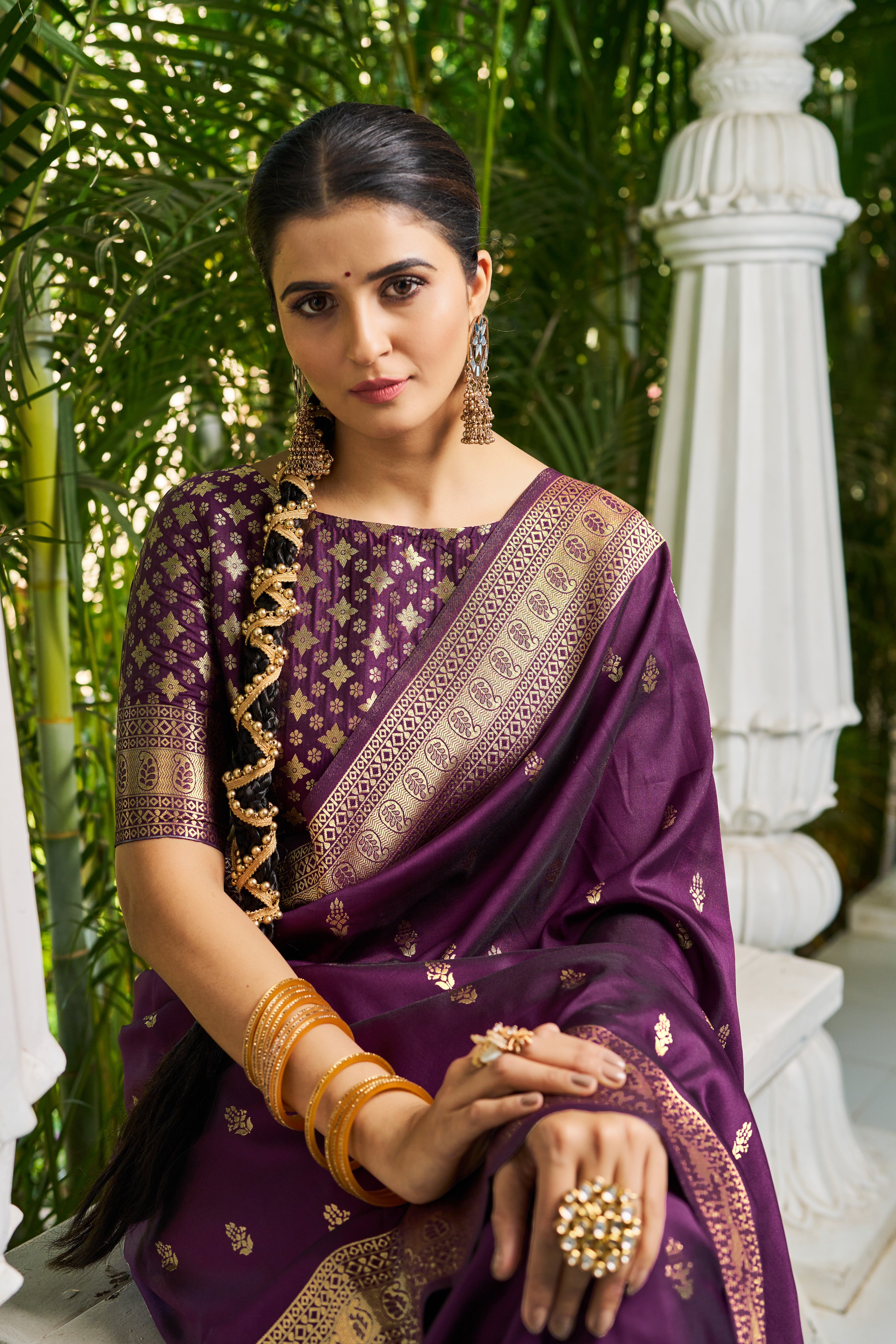 Vsaree Wine Silk Blend Saree With Designer Border And Heavy Pallu Along With Blouse