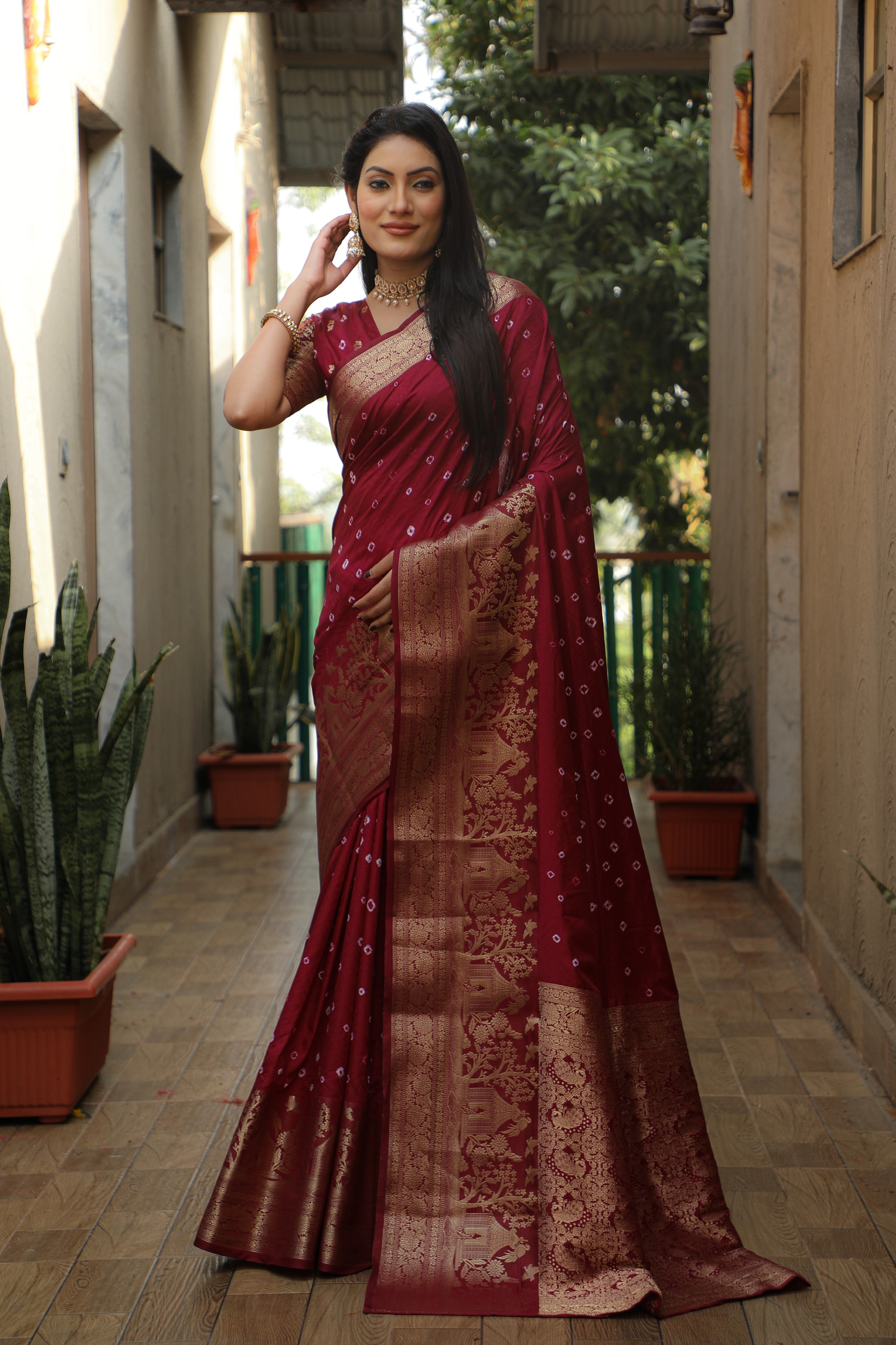 Vsaree Kanjivaram Silk With Kanjivaram Border With Zari Weaving Saree With Blouse For Women