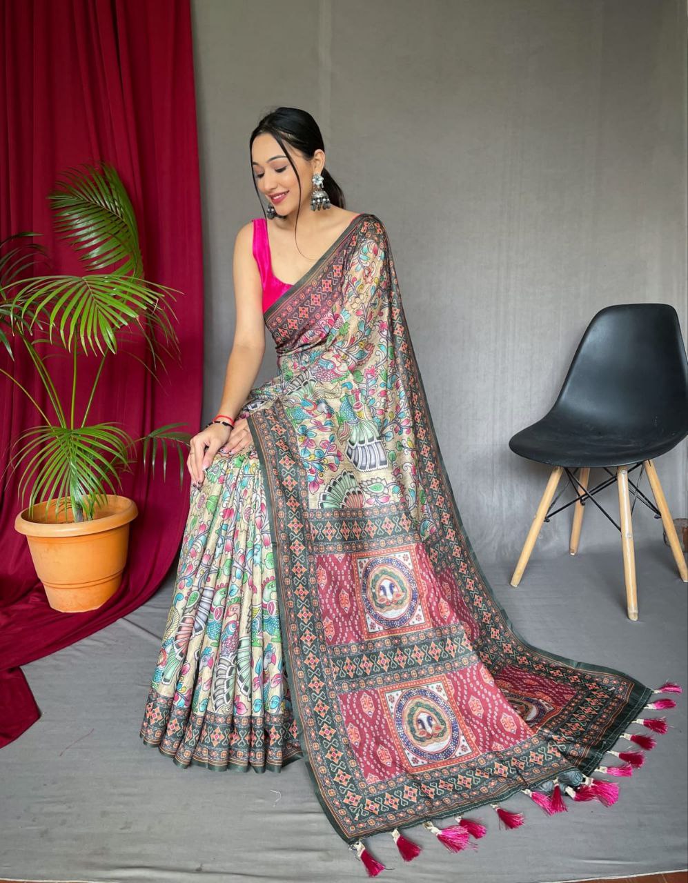 Designer Soft Silk Copper And Gold Zari Weaving Border Saree With Woven Rich Pallu And Blouse