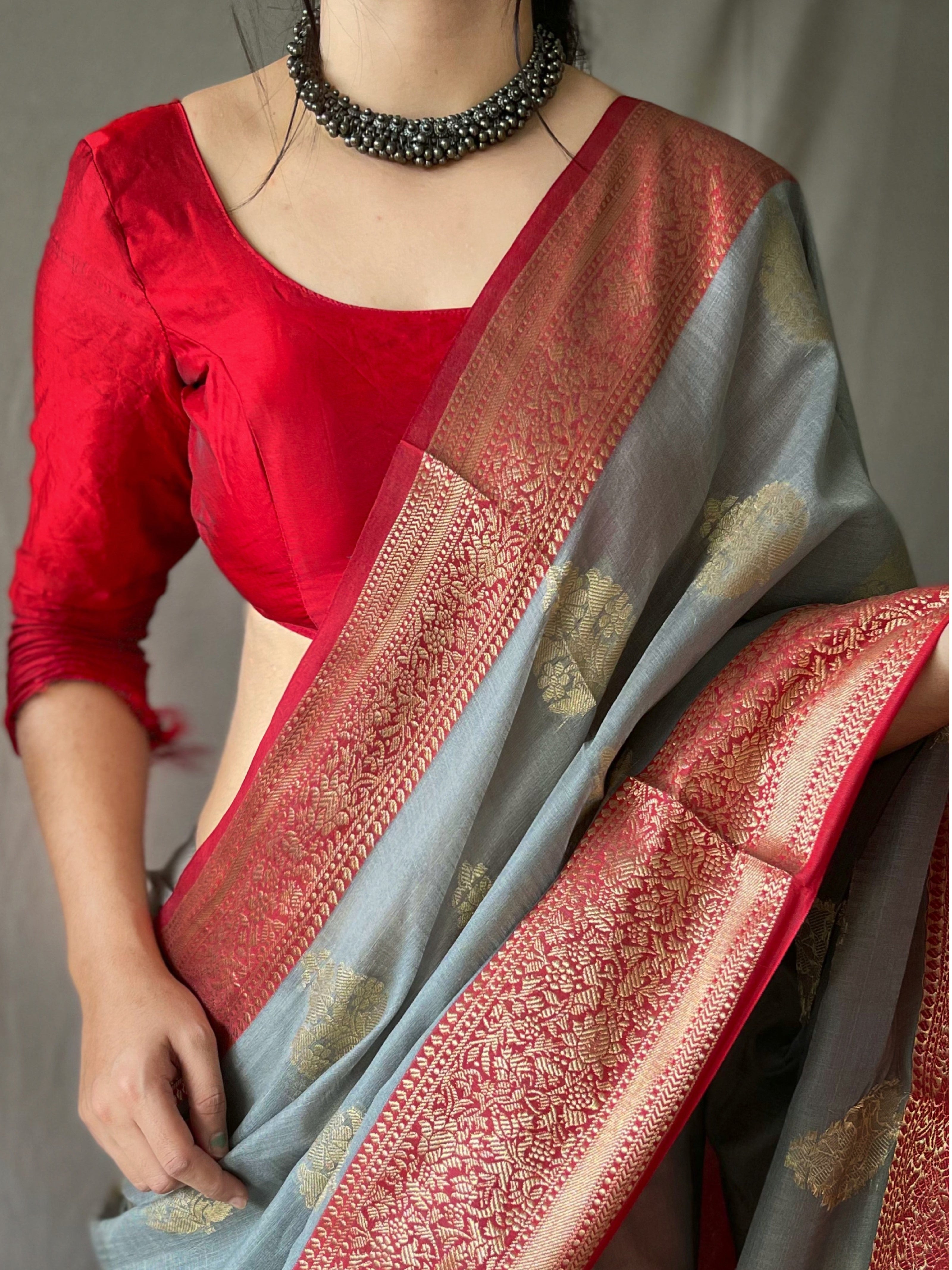 Designer Banarasi Design Soft Silk Saree With Pure Golden Zari Border And Heavy Rich Pallu