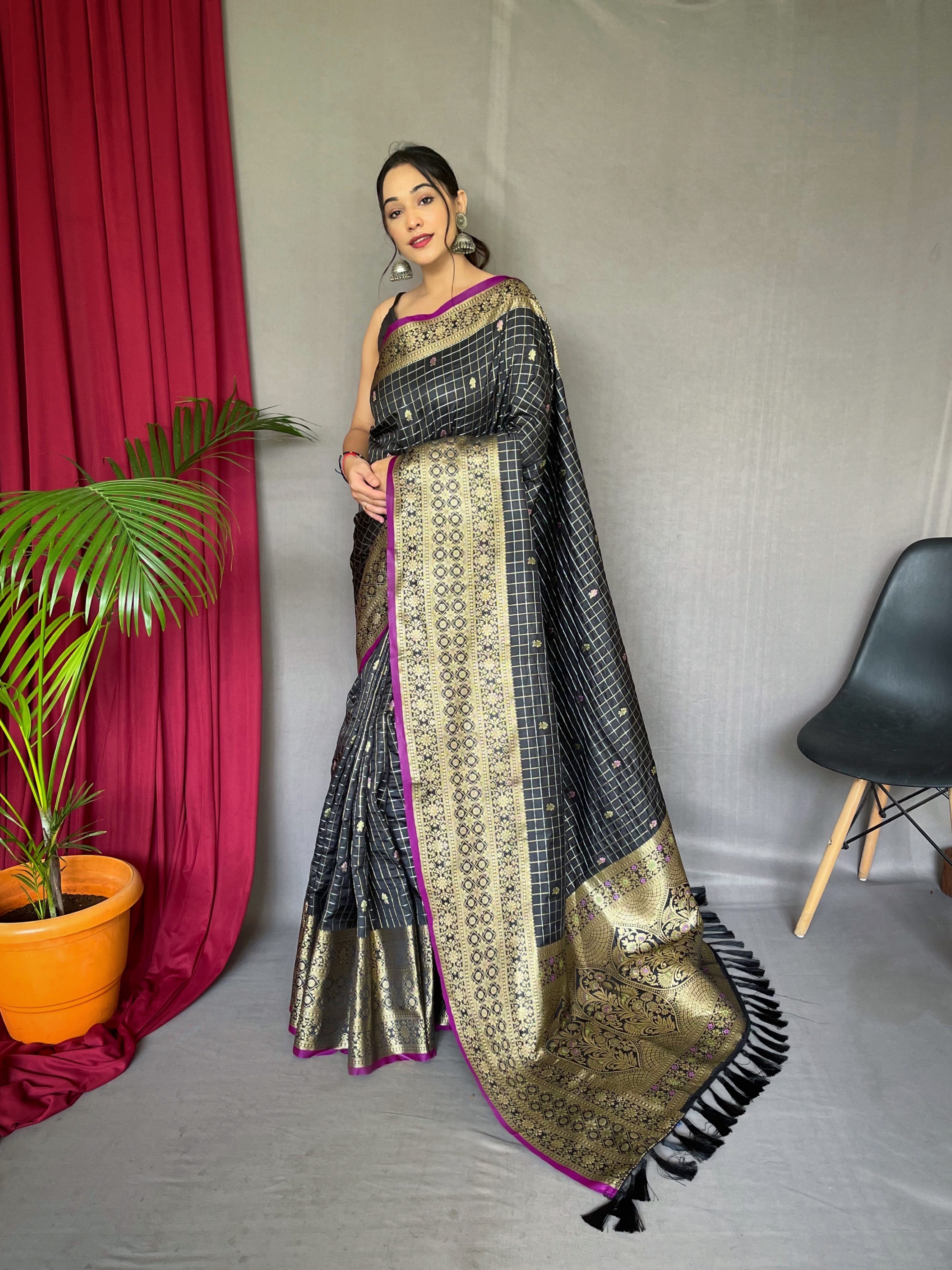 Vsaree Banarasi Design Soft Silk Saree With Golden Zari Weaving Border And Heavy Rich Pallu