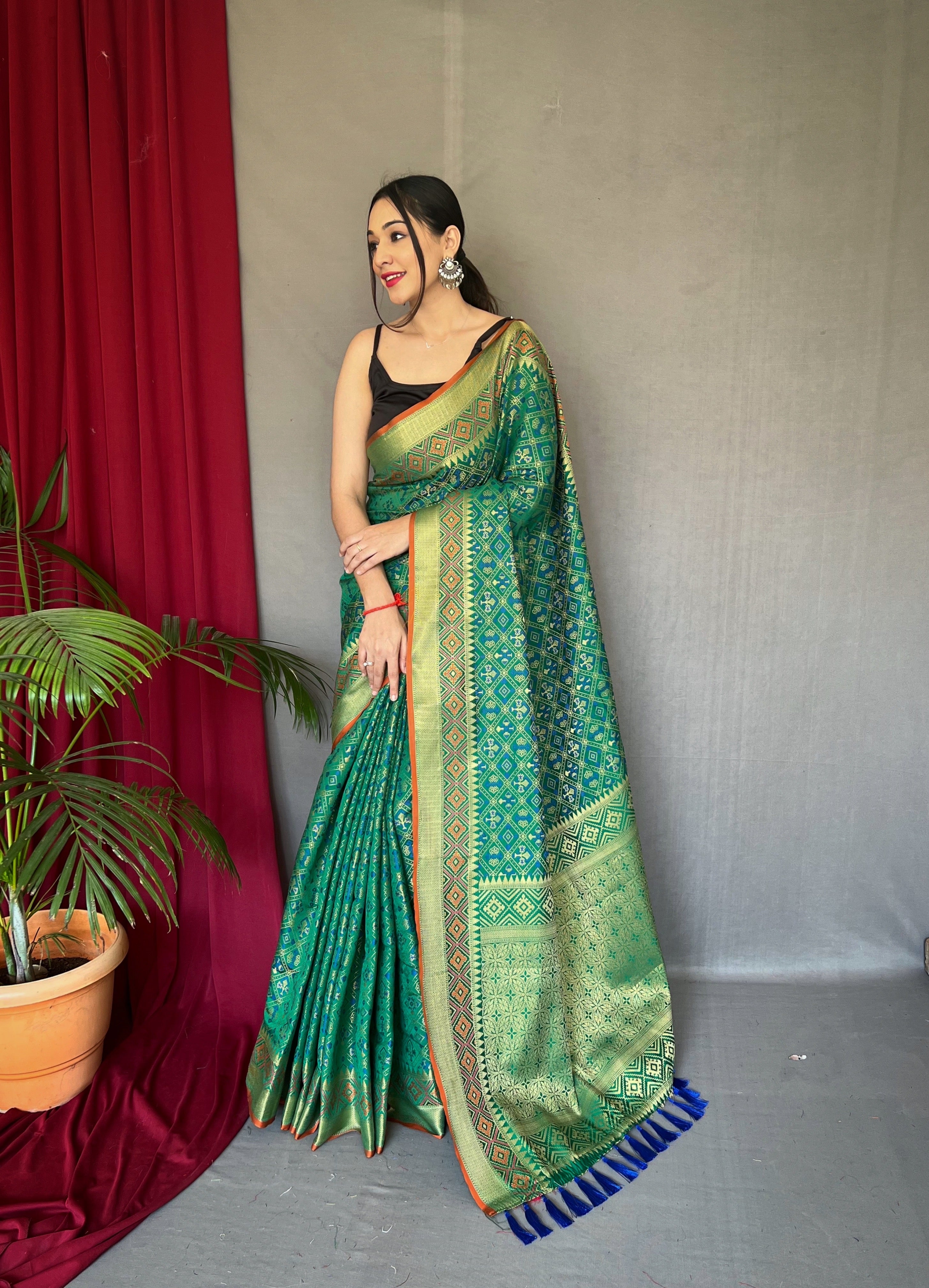 Vsaree Patola Soft Silk Saree And Zari Weaving With Rich Pallu Saree And Blouse For Woman