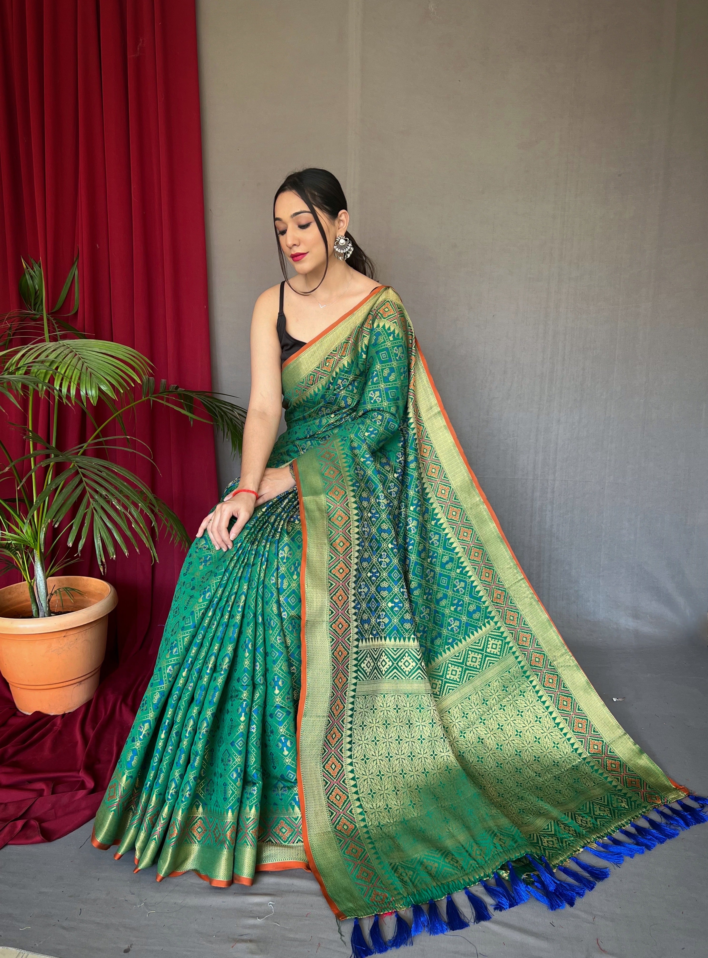 Vsaree Patola Soft Silk Saree And Zari Weaving With Rich Pallu Saree And Blouse For Woman