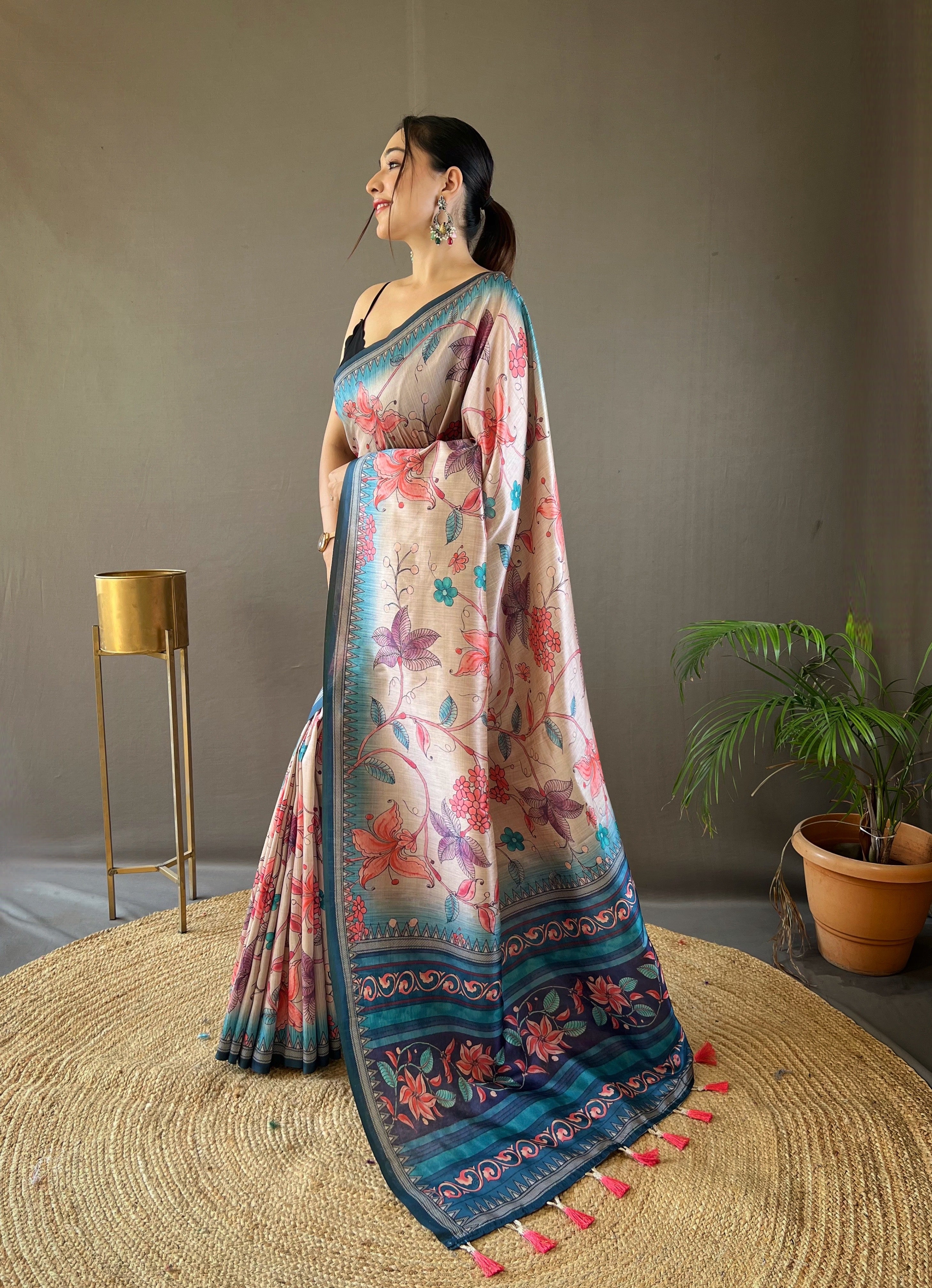 Vsaree Printed Design Soft Silk Saree With Rich Designer Pallu And Blouse