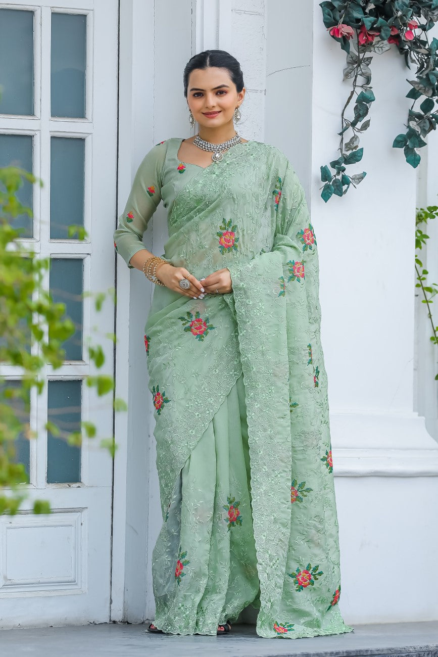 Vsaree Moss Chiffon Silk Print With Foil Border & Pallu Saree With Blouse For Women