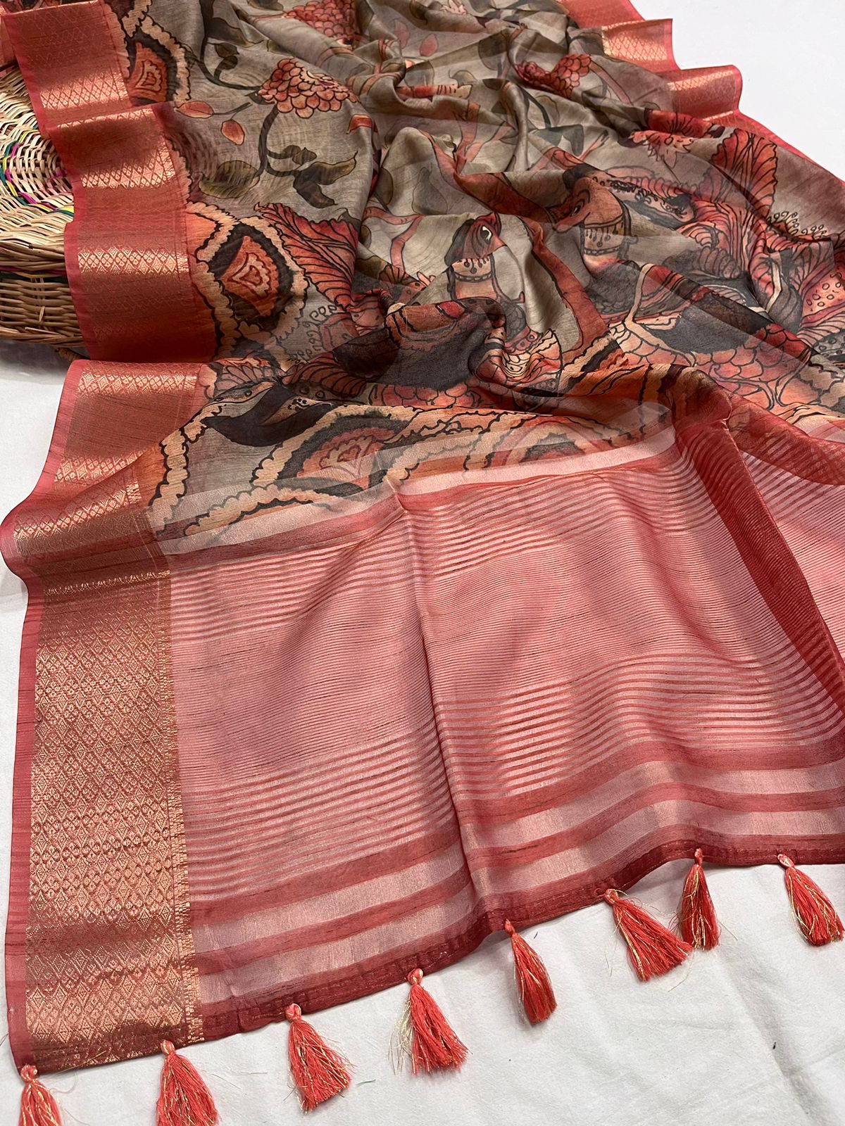 Vsaree Tussar Silk Kalamkari Border And Zari Weaving Rich Pallu With Blouse