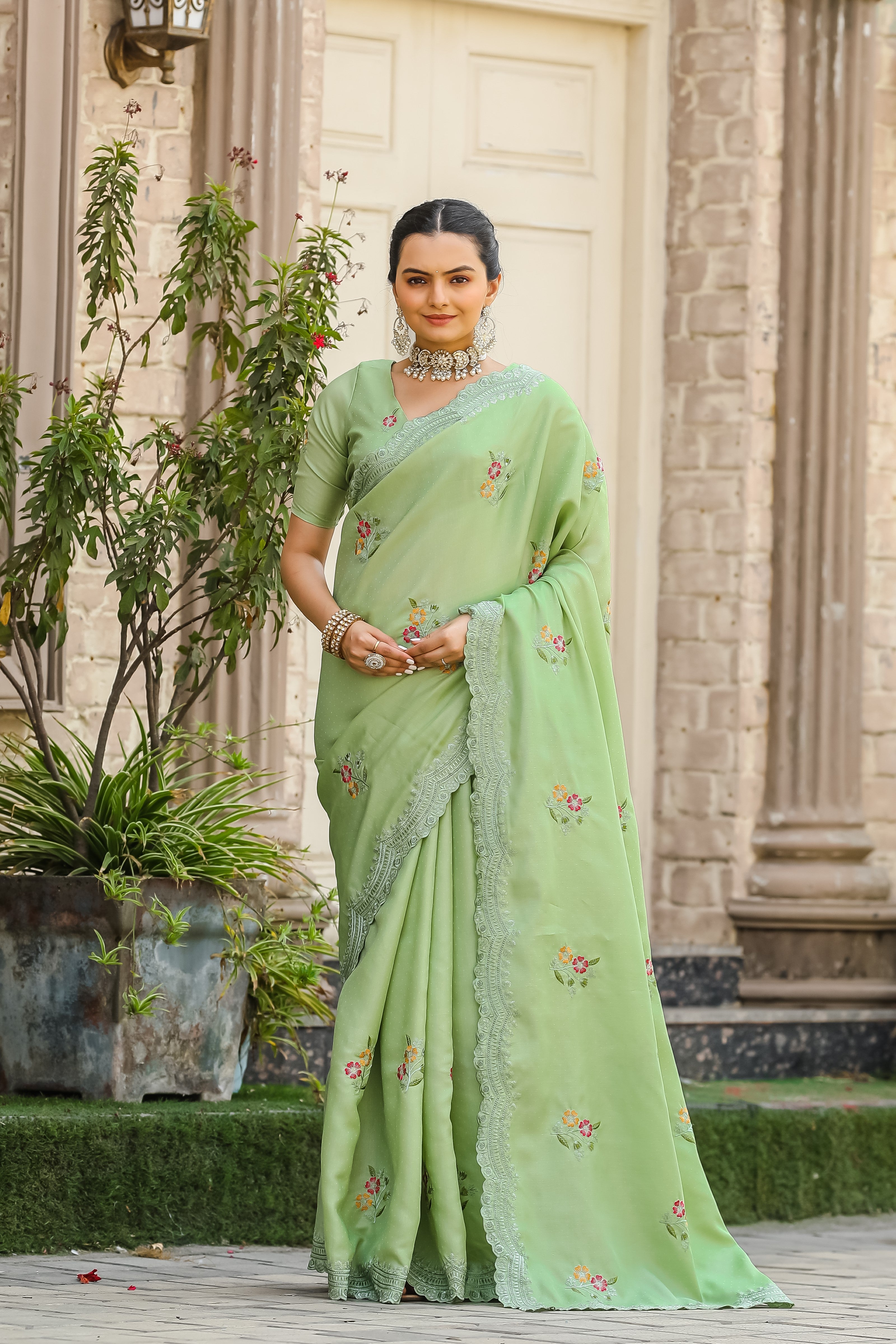 Vsaree Tussar Cotton Embroidered Border With Embroidered Work With Blouse And Rich Pallu