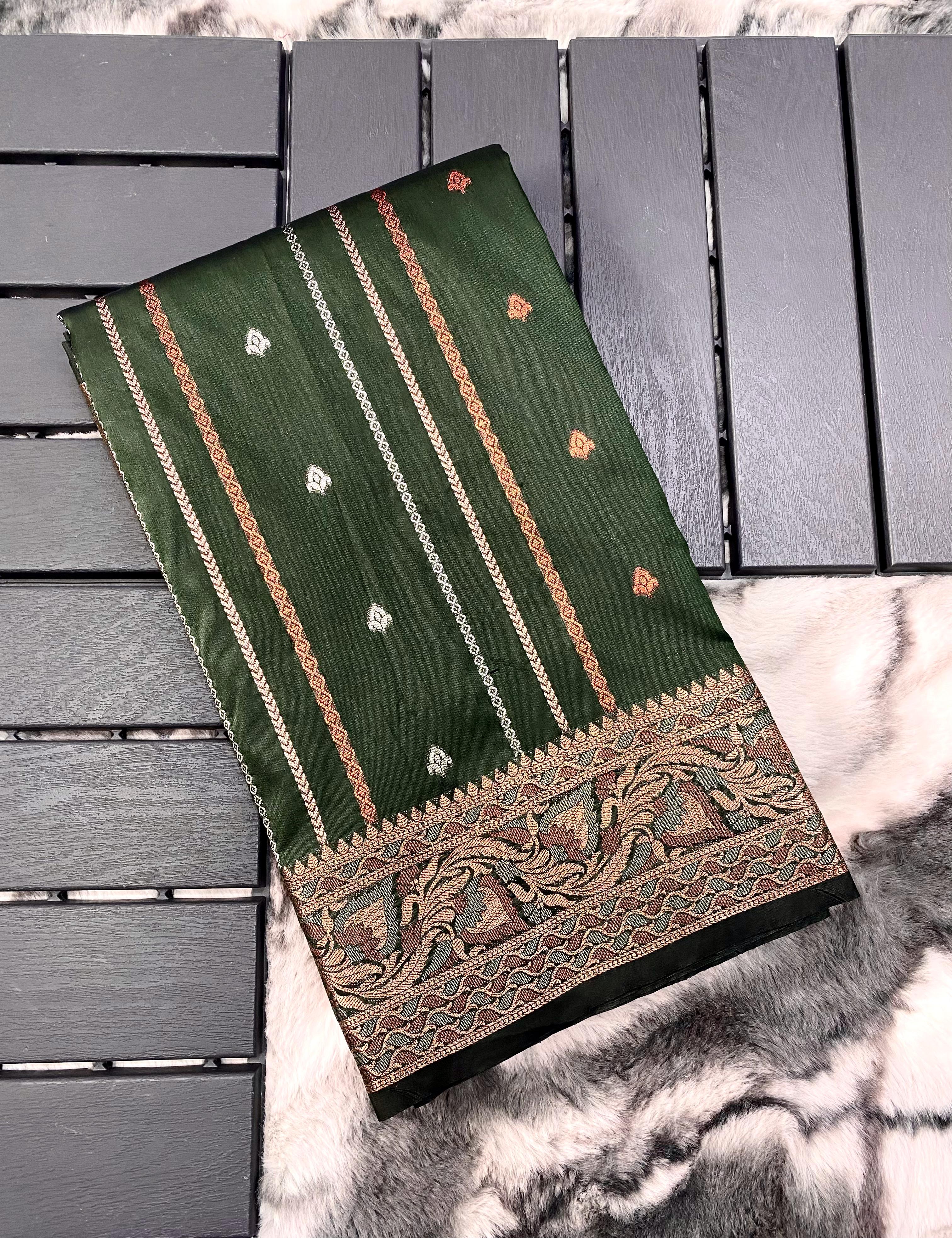 Vsaree Tussar Silk Kalamkari Border And Zari Weaving Rich Pallu With Blouse