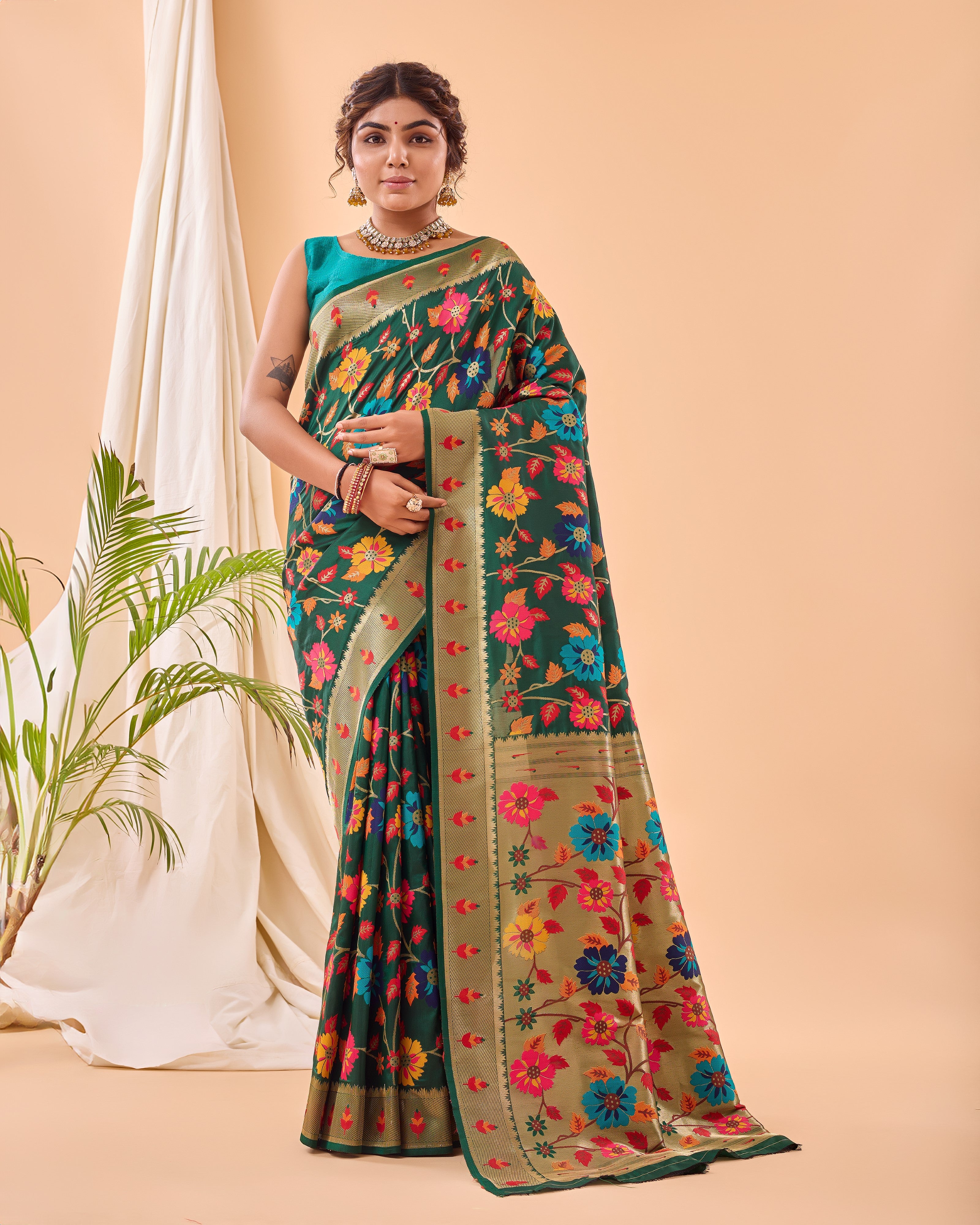 Vsaree Kanjivaram Soft Silk Weaving Borders Havy Design Saree With Blouse For Women