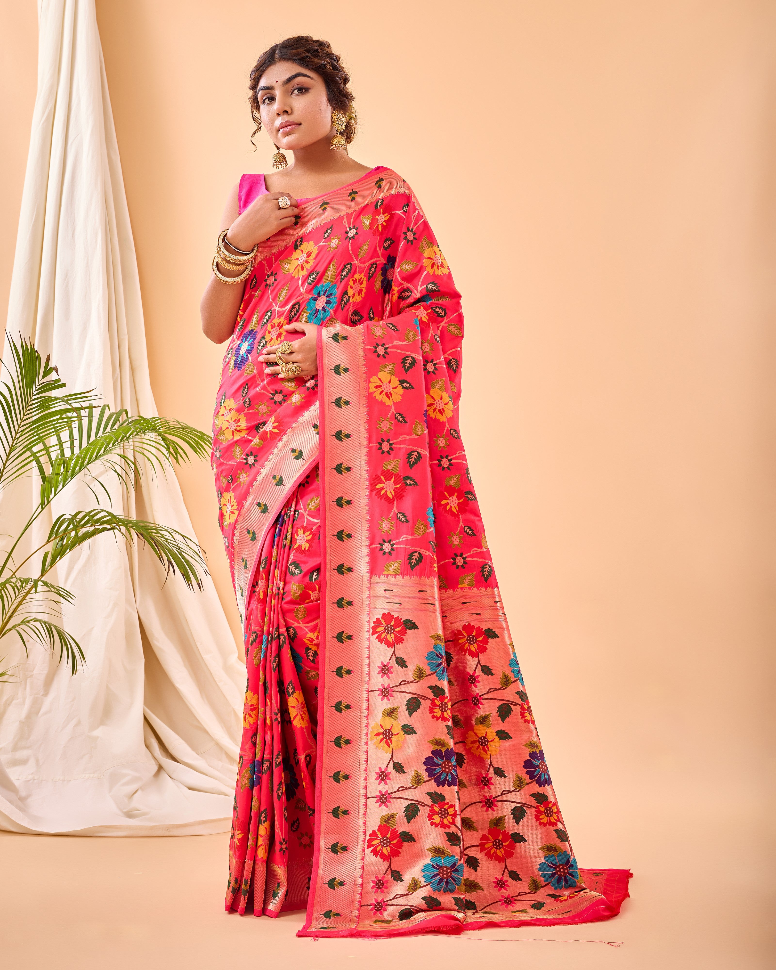 Vsaree Kanjivaram Soft Silk Weaving Borders Havy Design Saree With Blouse For Women