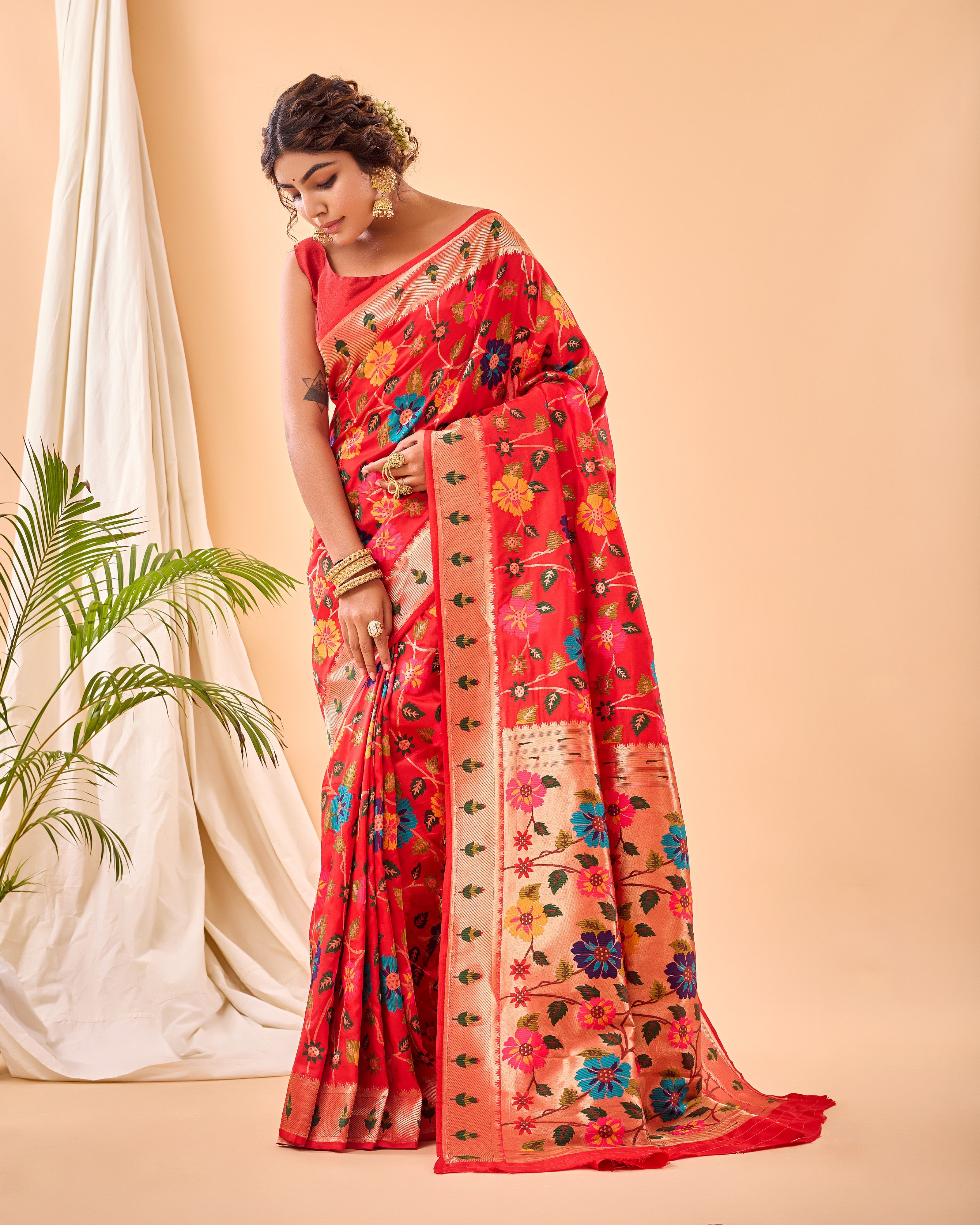 Vsaree Kanjivaram Soft Silk Weaving Borders Havy Design Saree With Blouse For Women