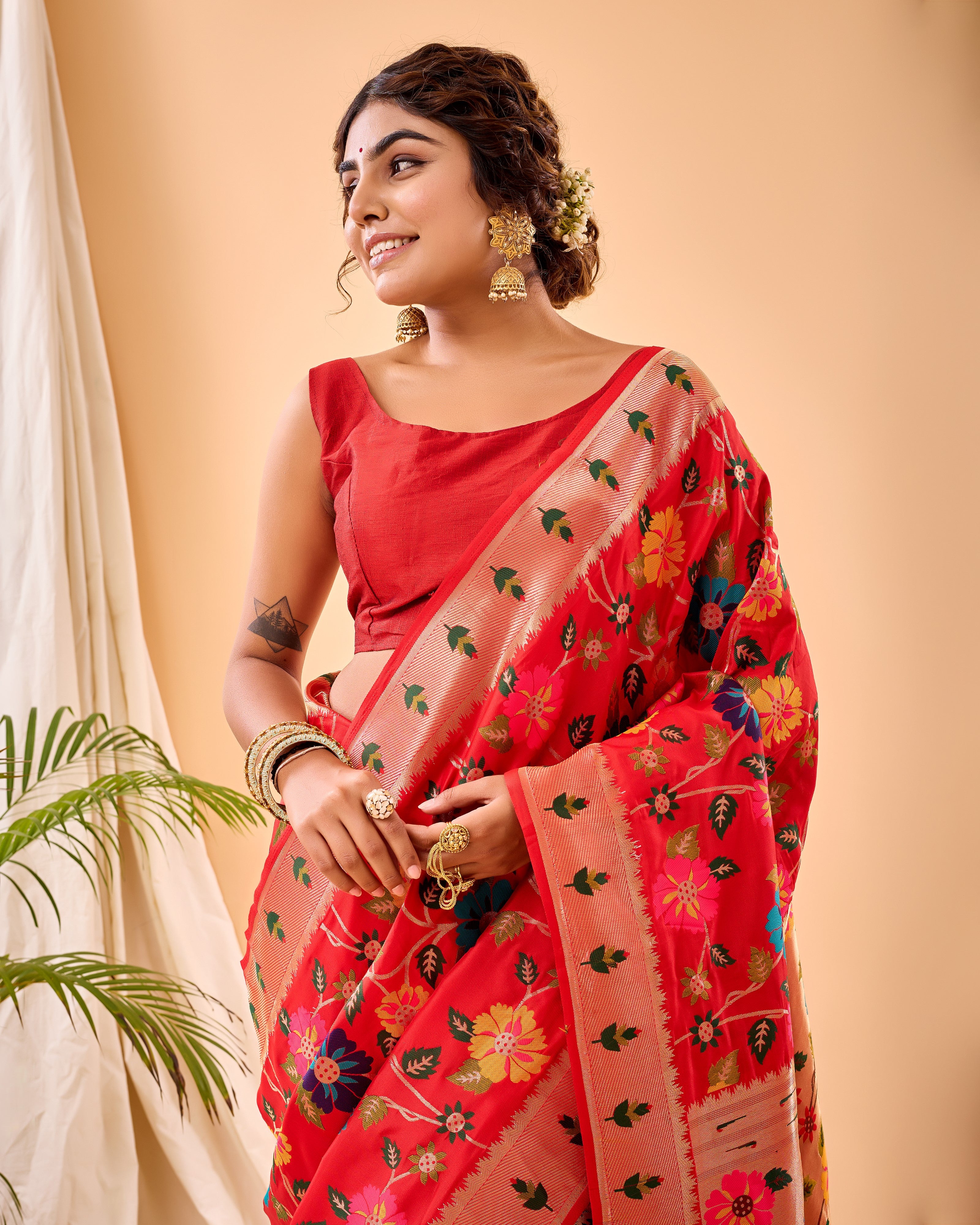 Vsaree Kanjivaram Soft Silk Weaving Borders Havy Design Saree With Blouse For Women