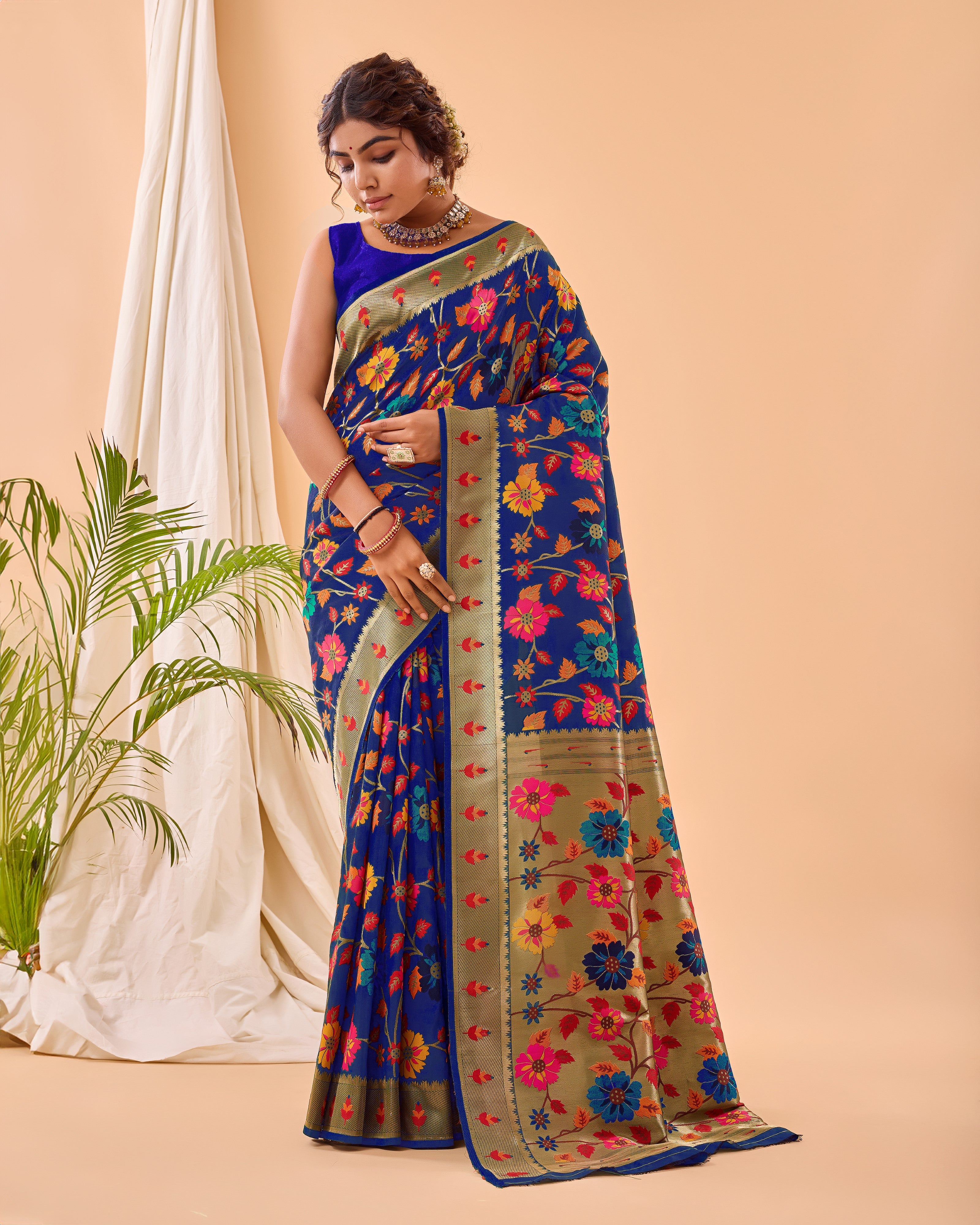 Vsaree Kanjivaram Soft Silk Weaving Borders Havy Design Saree With Blouse For Women