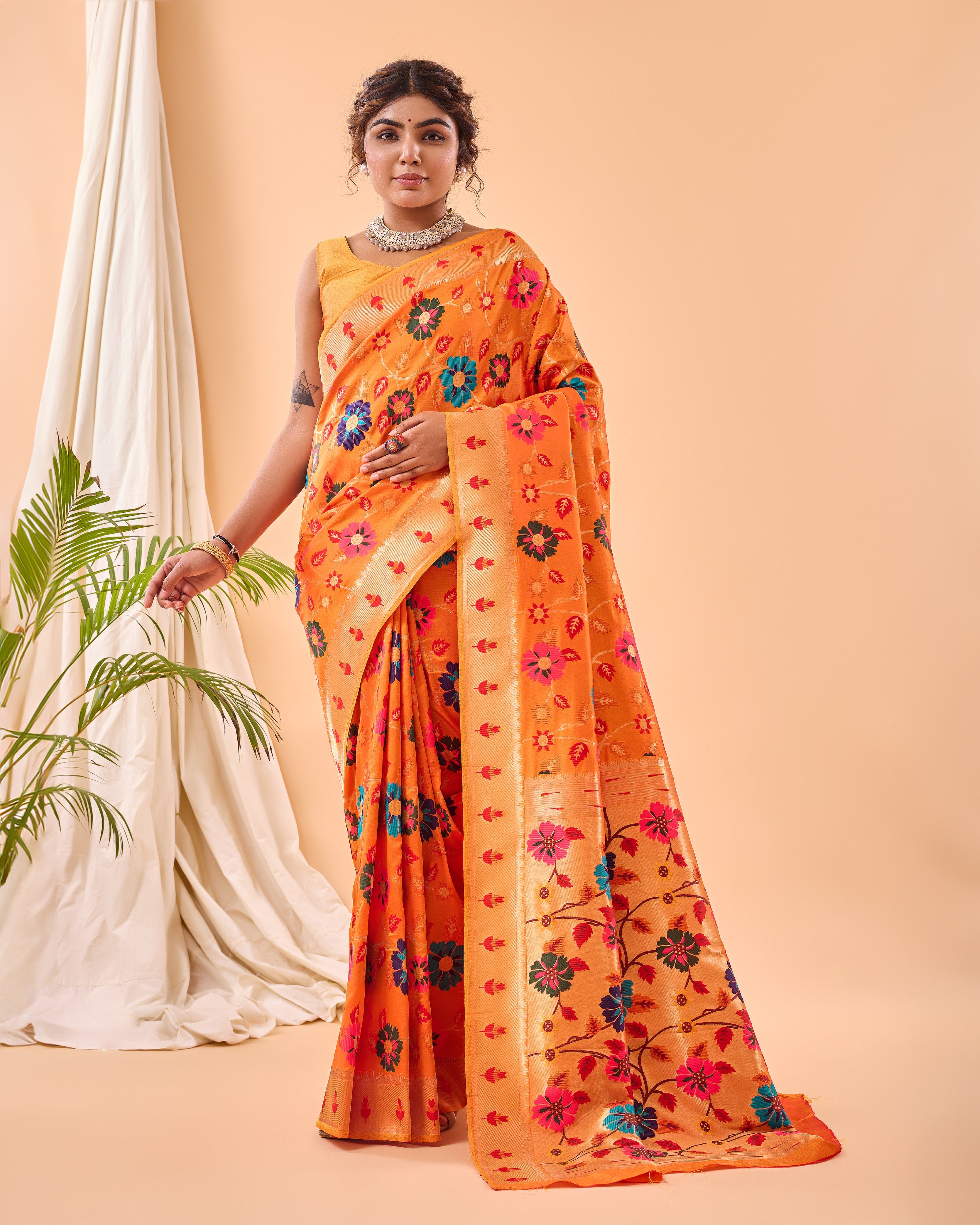 Vsaree Kanjivaram Soft Silk Weaving Borders Havy Design Saree With Blouse For Women