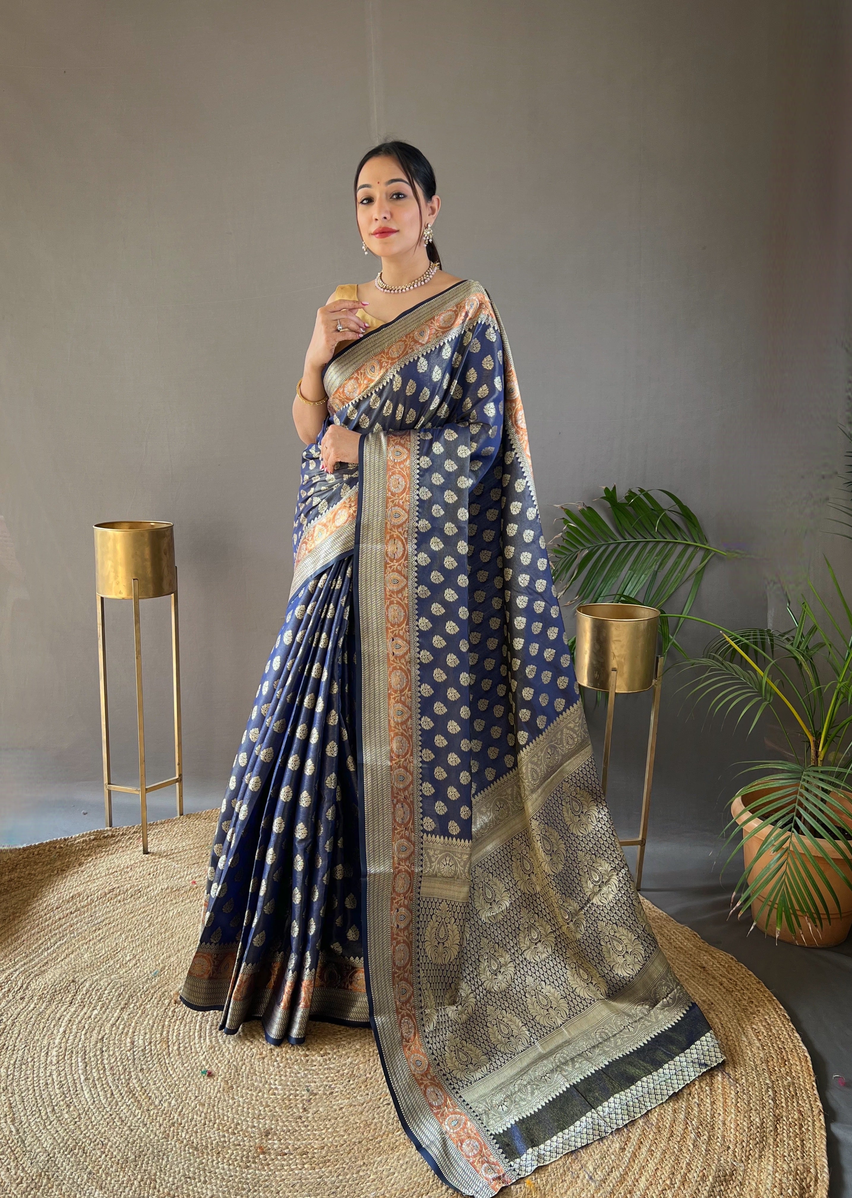 Vsaree Printed Design Soft Silk Saree With Rich Designer Pallu And Blouse