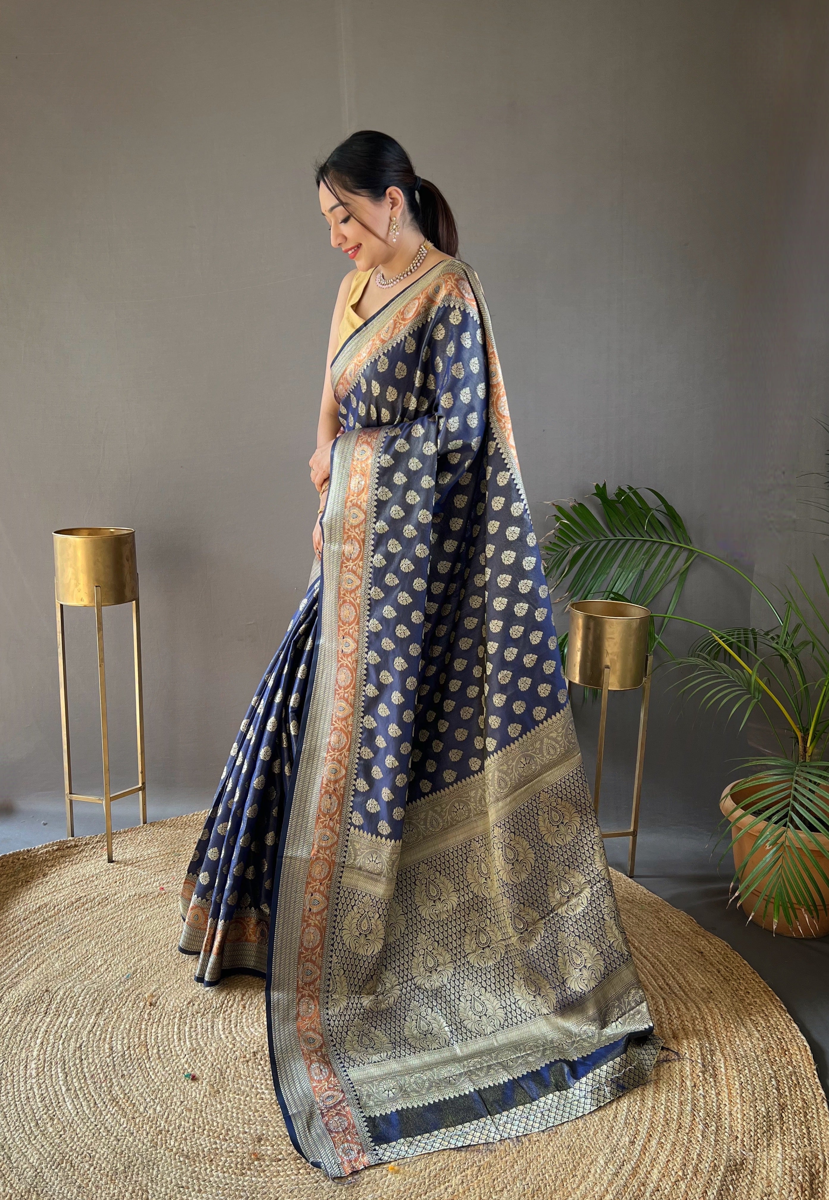 Vsaree Printed Design Soft Silk Saree With Rich Designer Pallu And Blouse