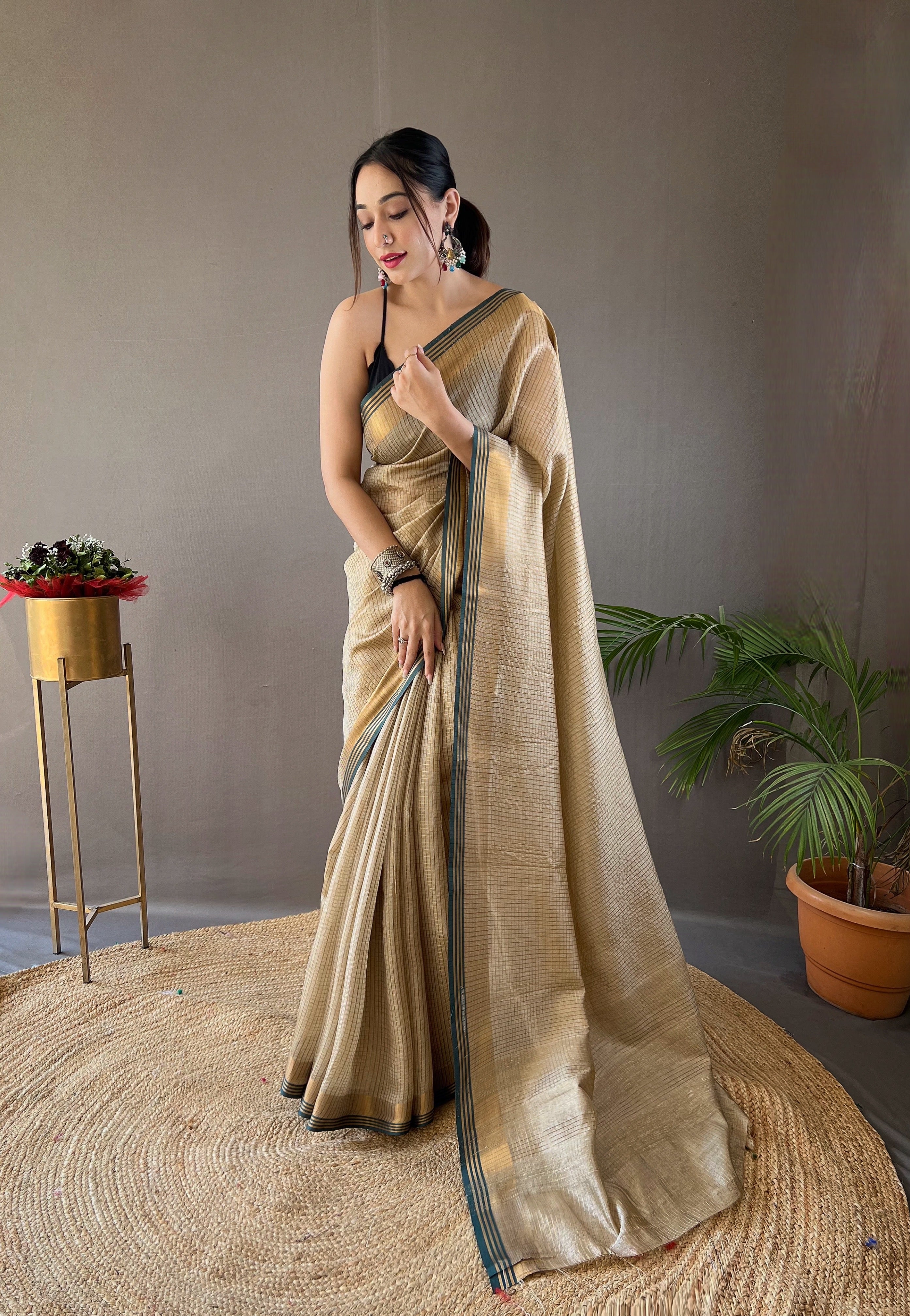 Vsaree Soft Silk Saree And Golden Zari Weaving Border And Rich pallu With Blouse