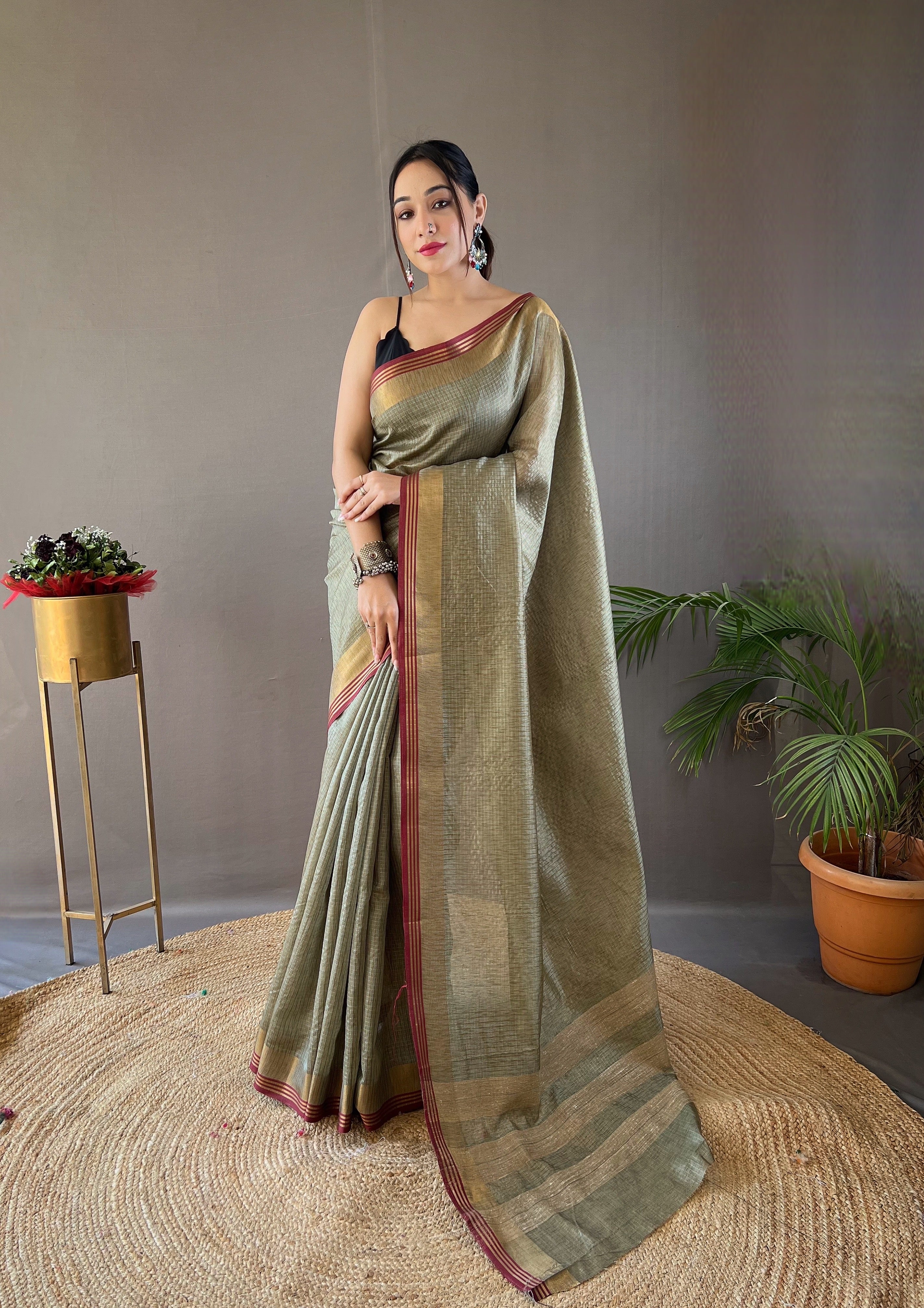 Vsaree Soft Silk Saree And Golden Zari Weaving Border And Rich pallu With Blouse