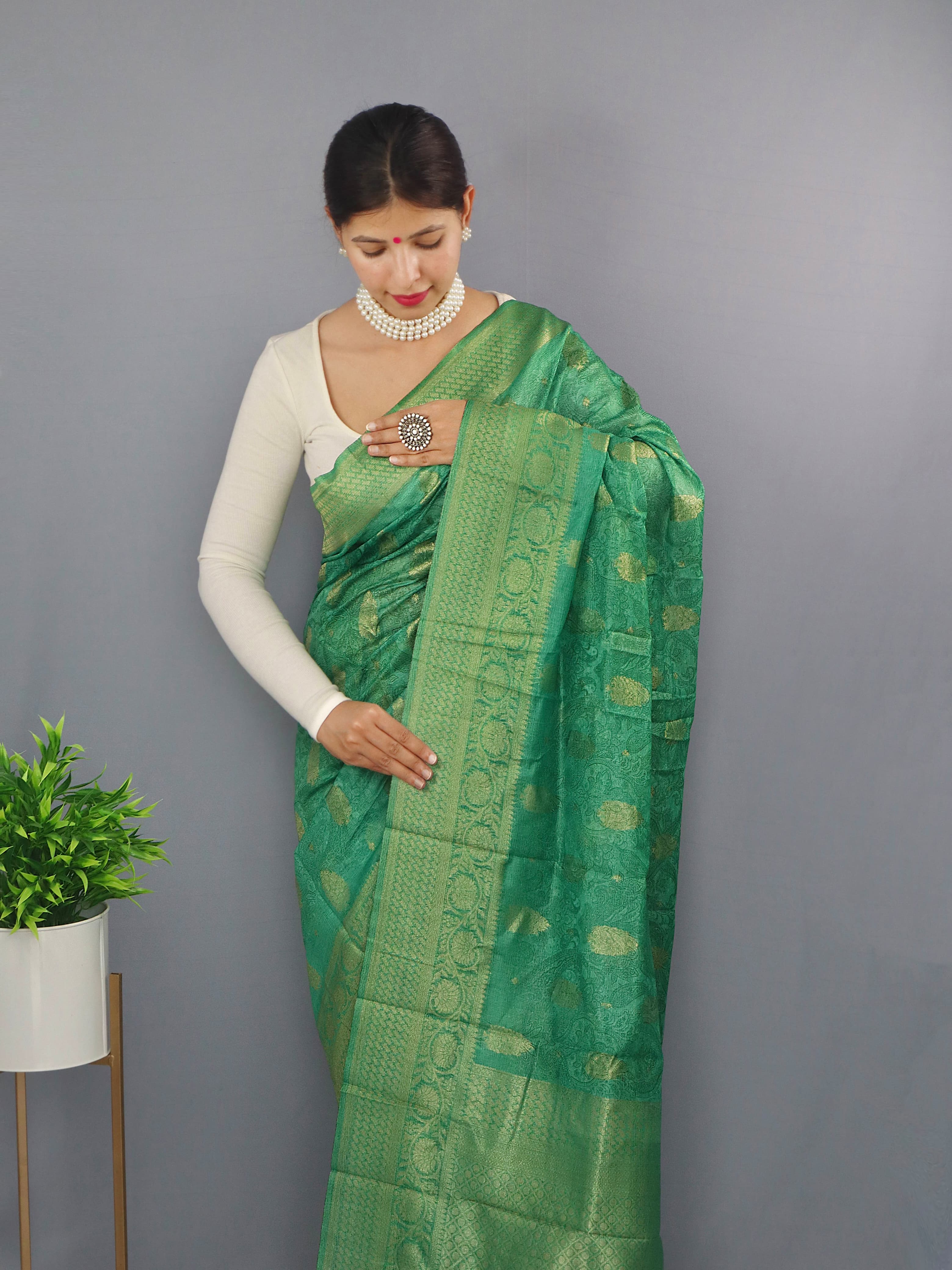 Vsaree Chanderi Silk Saree And Copper Zari Weaving Border And Rich pallu With Blouse