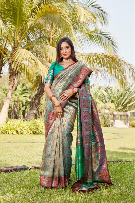 Vsaree Kanjivaram Soft Silk Zari Weaving Border And Woven Pallu Saree With Blouse For Women