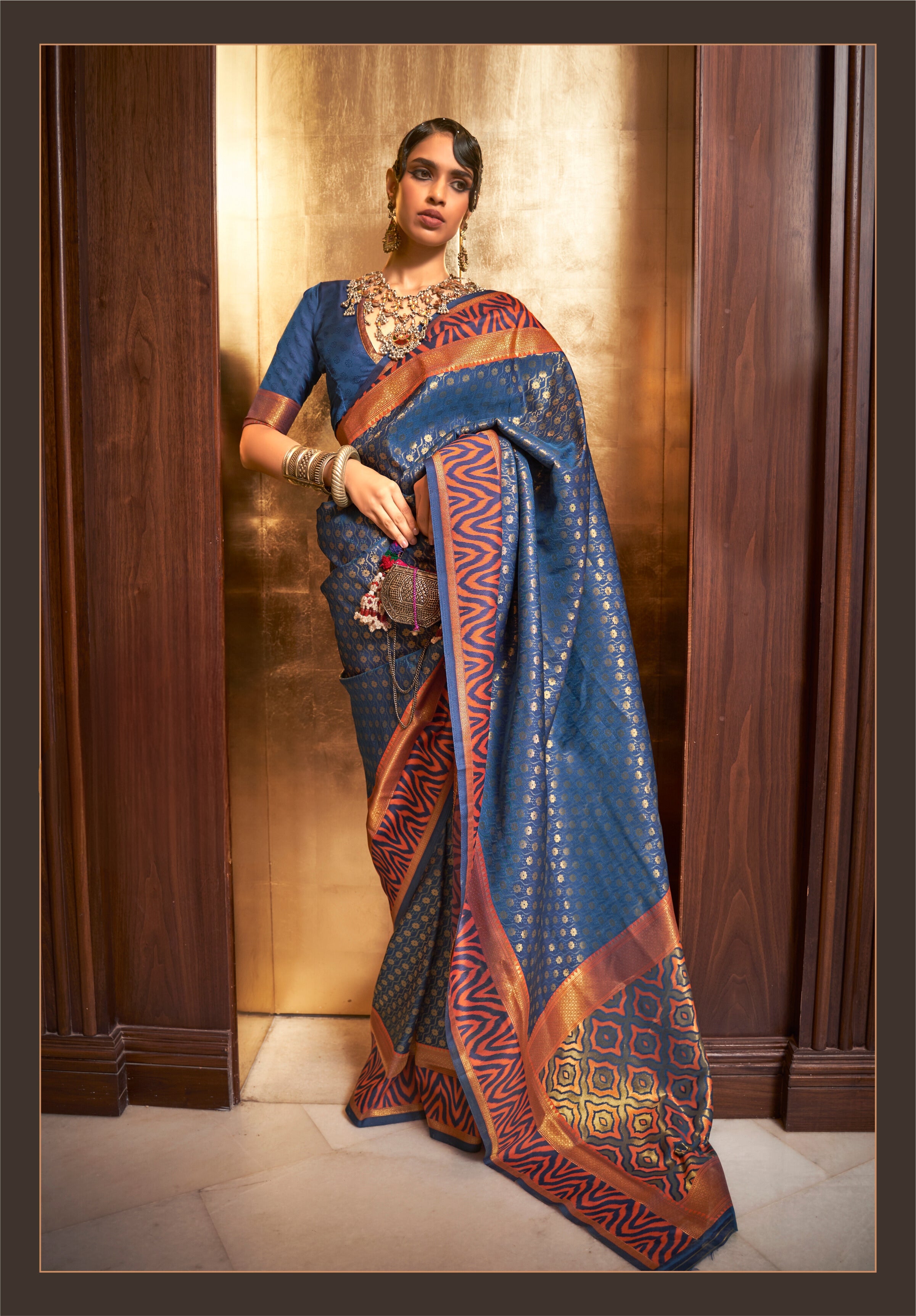 Kanchipuram Silk  Traditional Double Color Contrast Matching Concept And Design Golden Zari Weaving Border Saree With Designer Pallu And Zari Weaving Blouse