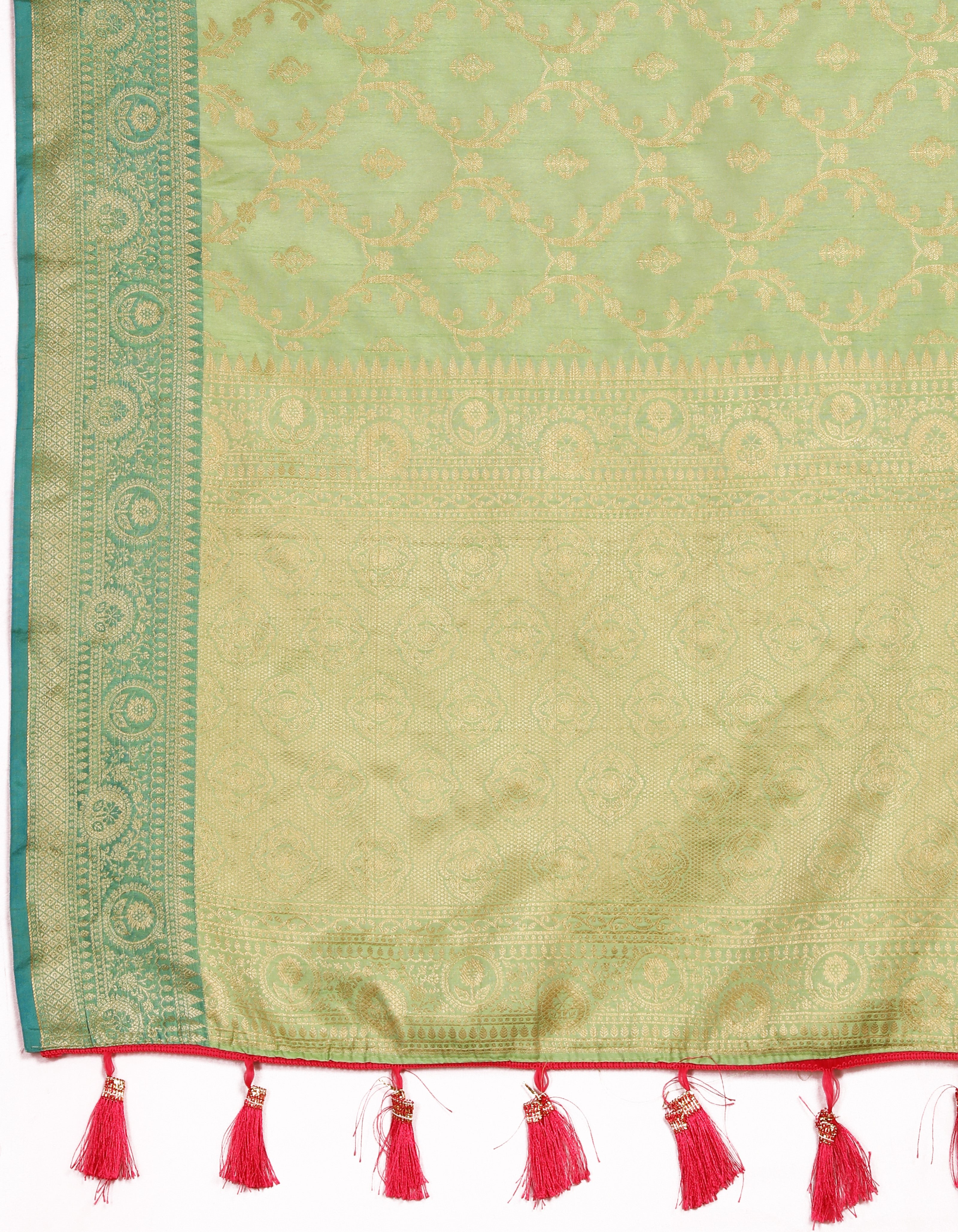 Vsaree Green Silk Blend Saree With Flower Design Border And Blouse