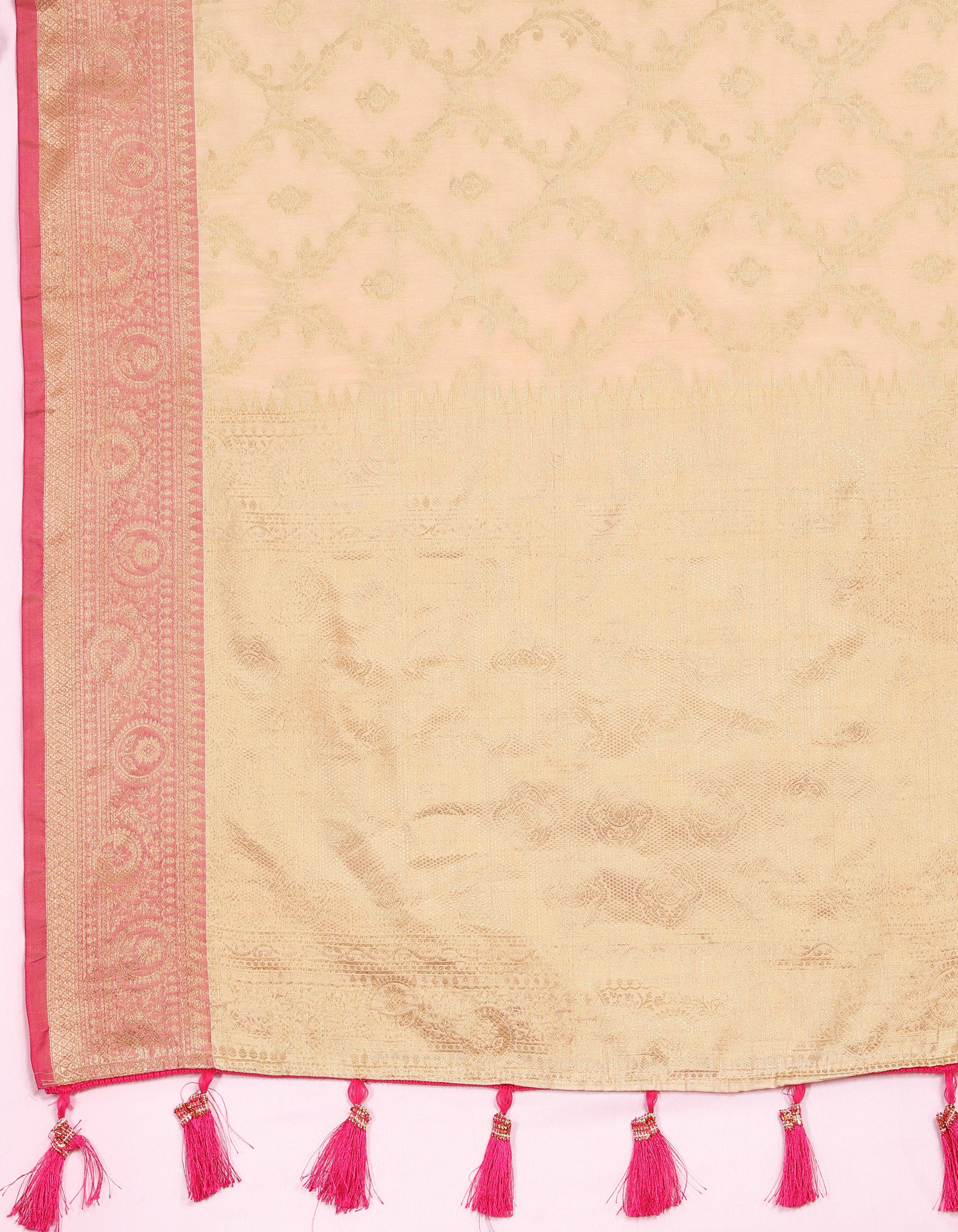 Vsaree Cream Silk Blend Saree With Flower Design Border And Blouse